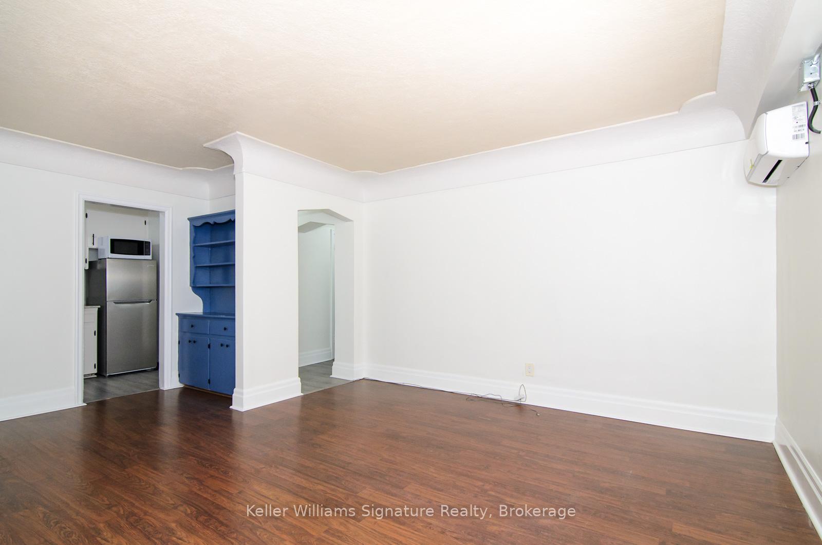 Photo 2 of Unit 2, 145 Victoria Avenue S, Hamilton, Stinson — HOMEH