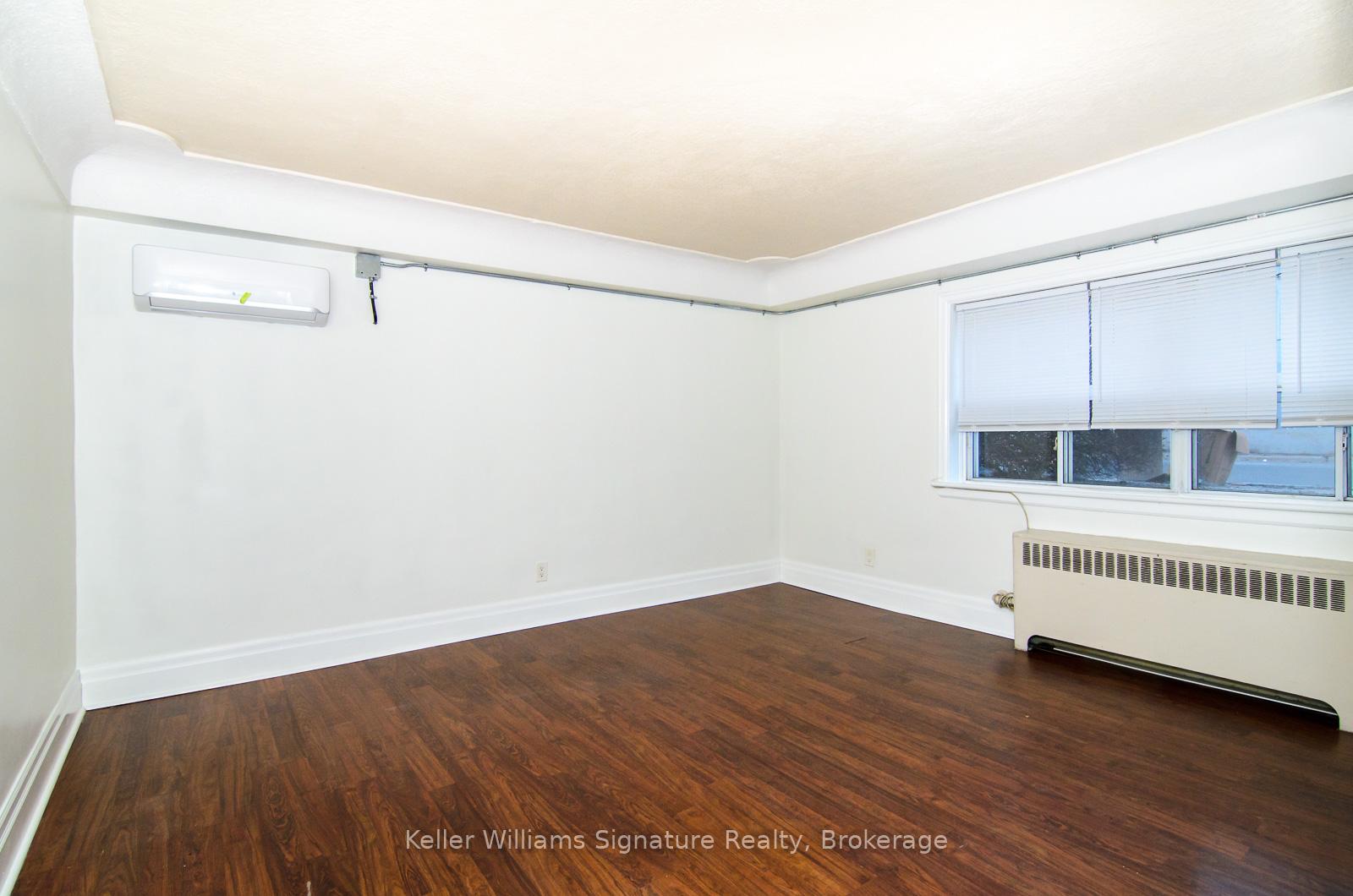 Photo 4 of Unit 2, 145 Victoria Avenue S, Hamilton, Stinson — HOMEH