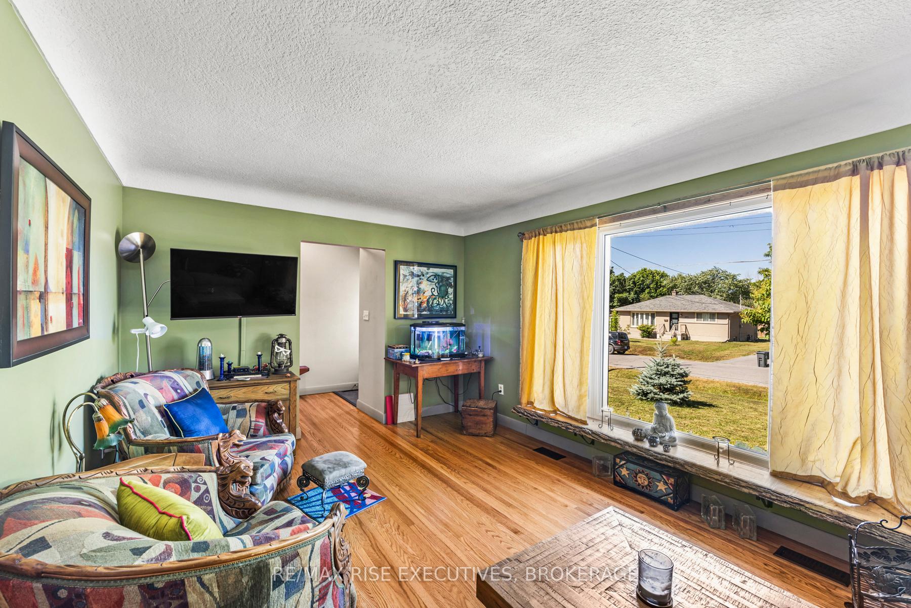 Photo 16 of 466 Abdo Road, Kingston, City Southwest — HOMEH