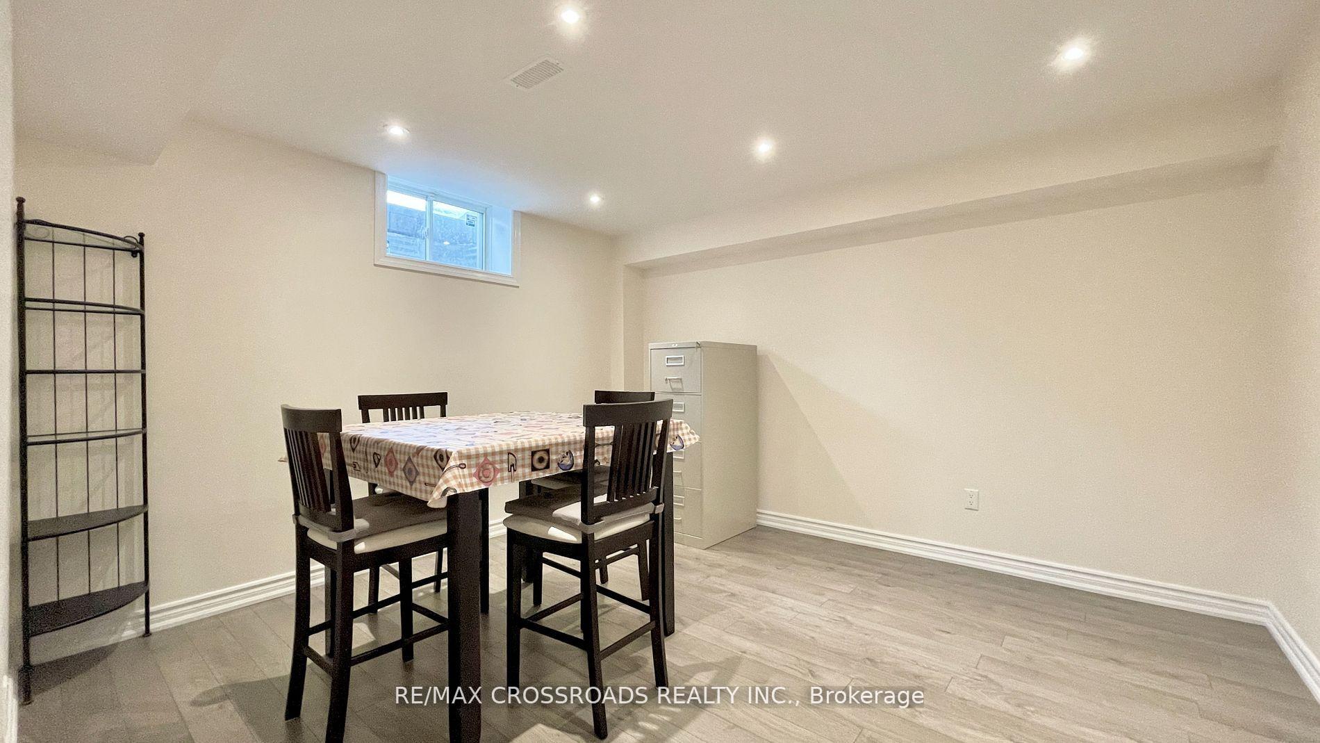 Photo 33 of 103 Glengordon Crescent, Markham, Angus Glen — HOMEH