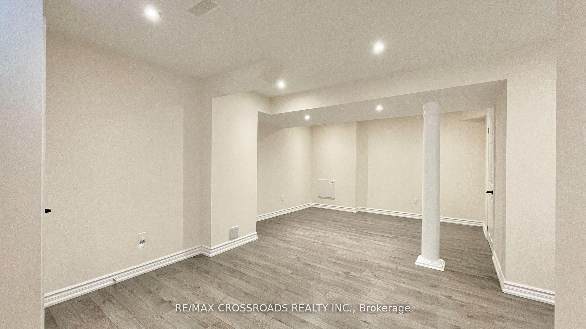 Photo 34 of 103 Glengordon Crescent, Markham, Angus Glen — HOMEH