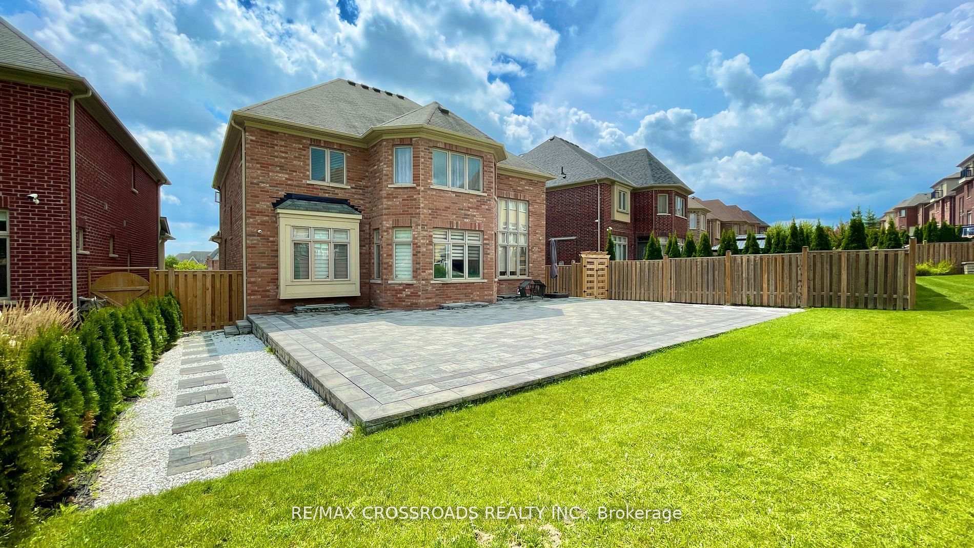 Photo 37 of 103 Glengordon Crescent, Markham, Angus Glen — HOMEH