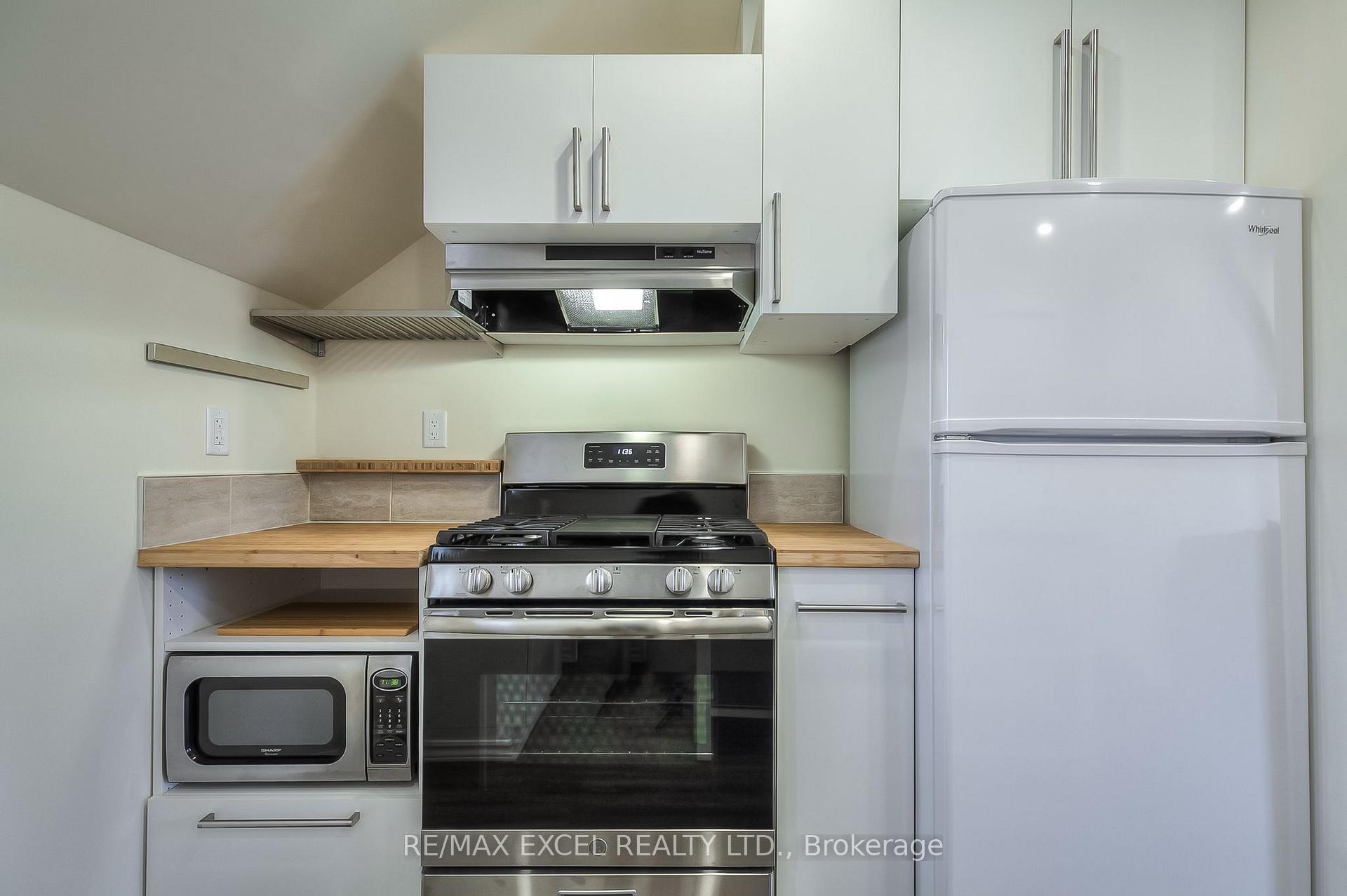Photo 4 of Unit Coach, 161 Walkerville Road, Markham, Cornell — HOMEH