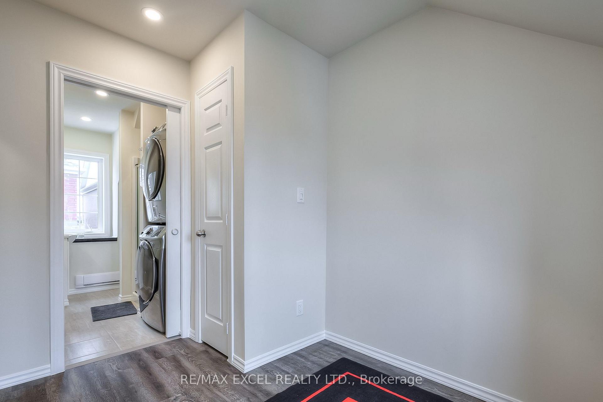 Photo 13 of Unit Coach, 161 Walkerville Road, Markham, Cornell — HOMEH