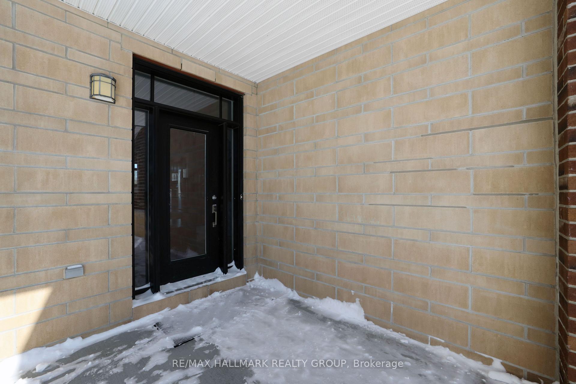Photo 5 of 174 Kinghaven Crescent, Ottawa, Kanata - Bridlewood — HOMEH