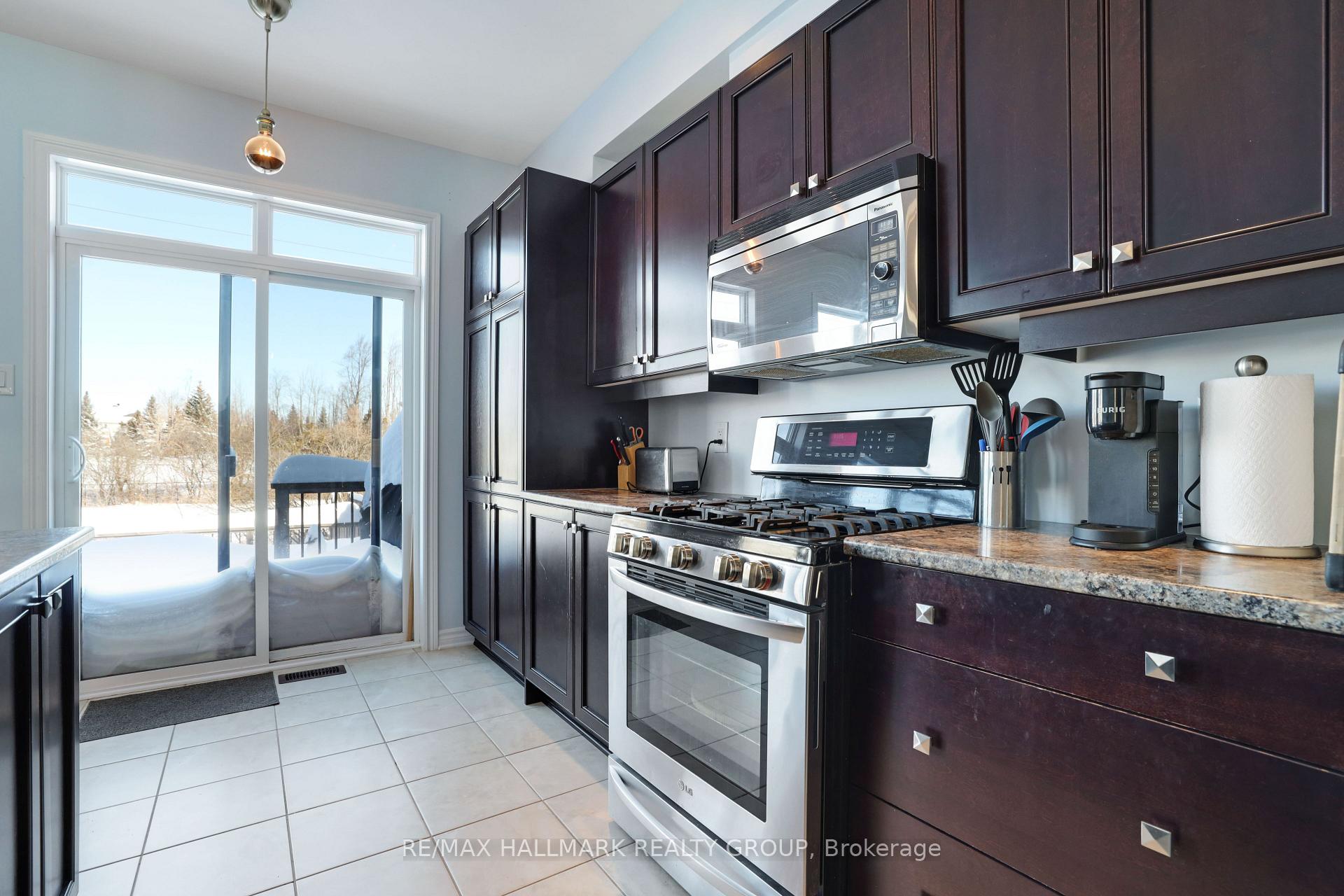 Photo 20 of 174 Kinghaven Crescent, Ottawa, Kanata - Bridlewood — HOMEH