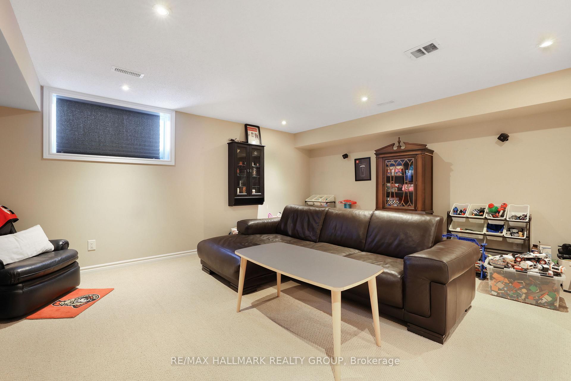 Photo 37 of 174 Kinghaven Crescent, Ottawa, Kanata - Bridlewood — HOMEH