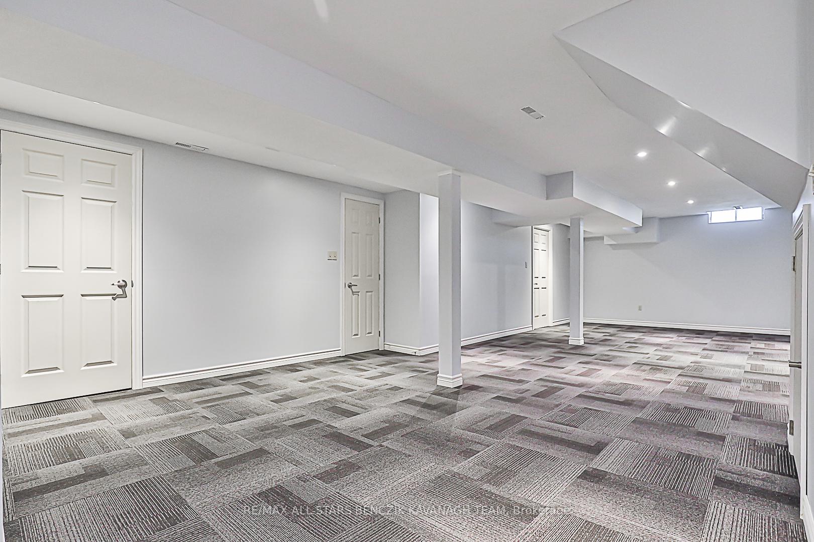 Photo 18 of 11 Graham Crescent, Markham, Raymerville — HOMEH