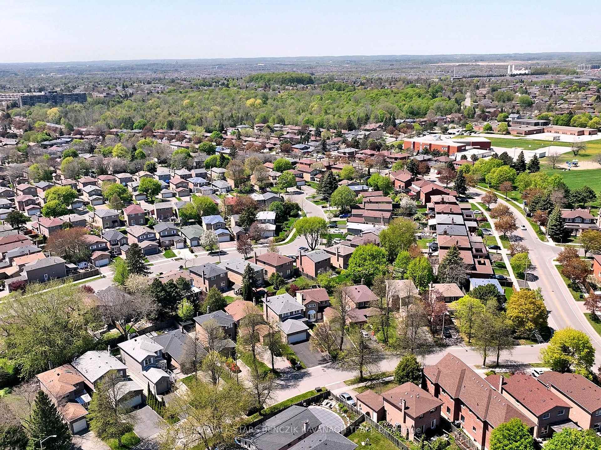 Photo 25 of 11 Graham Crescent, Markham, Raymerville — HOMEH