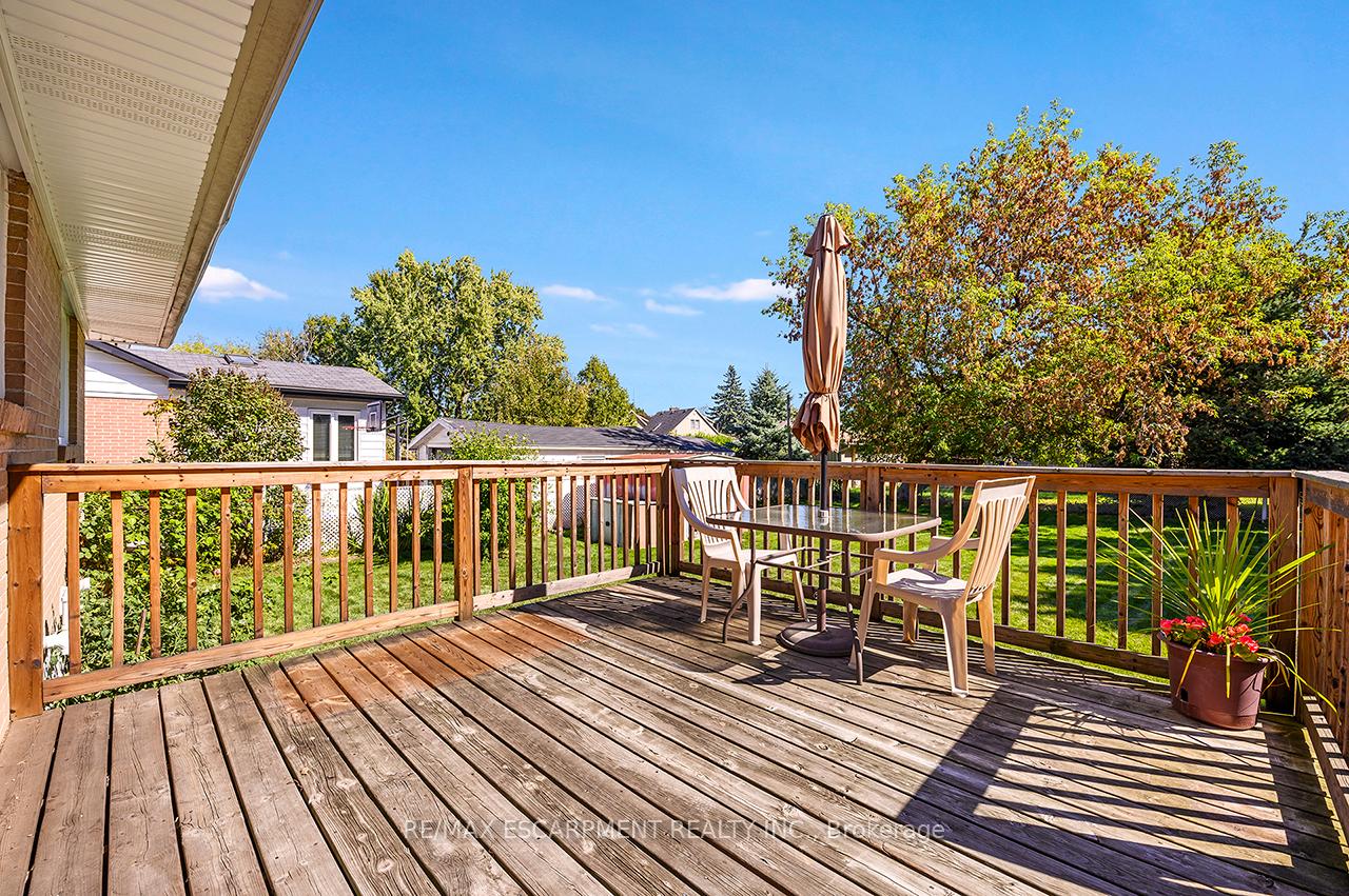 Photo 40 of 207 Elmwood Crescent, Milton, Bronte Meadows — HOMEH