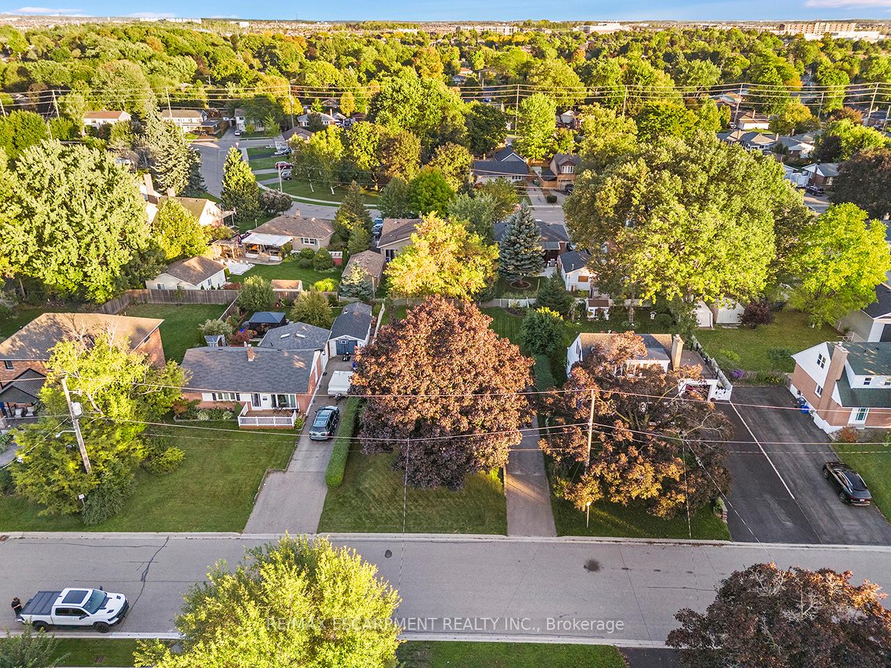 Photo 46 of 207 Elmwood Crescent, Milton, Bronte Meadows — HOMEH