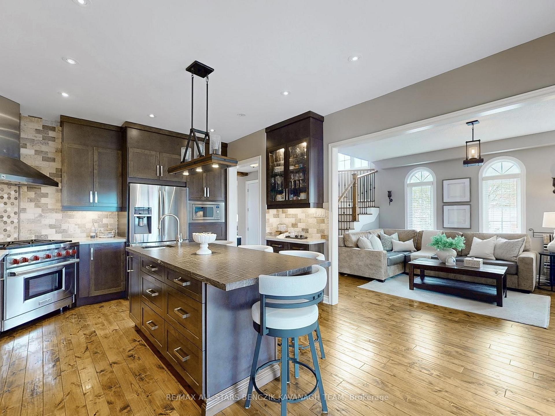 Photo 7 of 27 Spring Meadow Avenue, Markham, Cornell — HOMEH