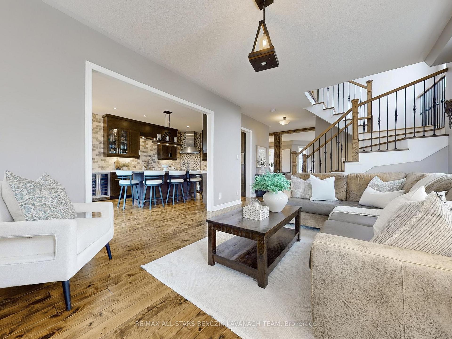 Photo 10 of 27 Spring Meadow Avenue, Markham, Cornell — HOMEH