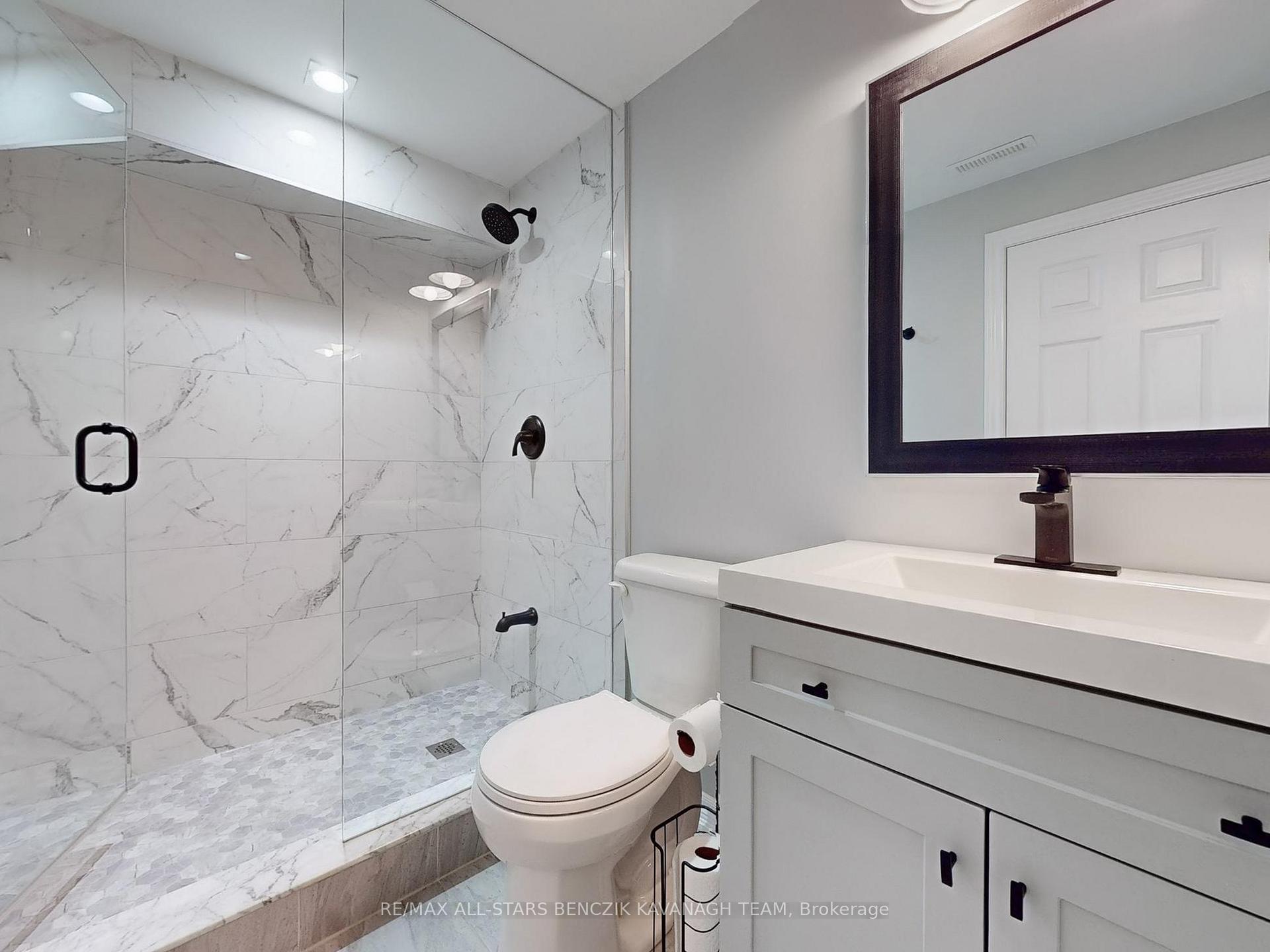 Photo 23 of 27 Spring Meadow Avenue, Markham, Cornell — HOMEH