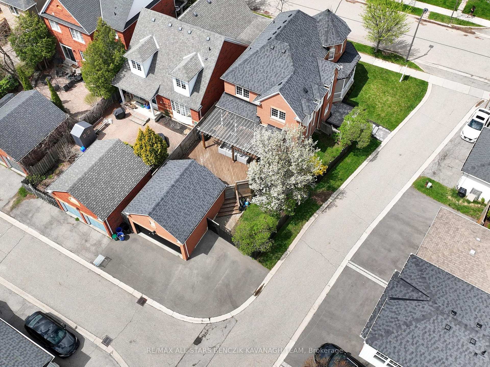 Photo 28 of 27 Spring Meadow Avenue, Markham, Cornell — HOMEH