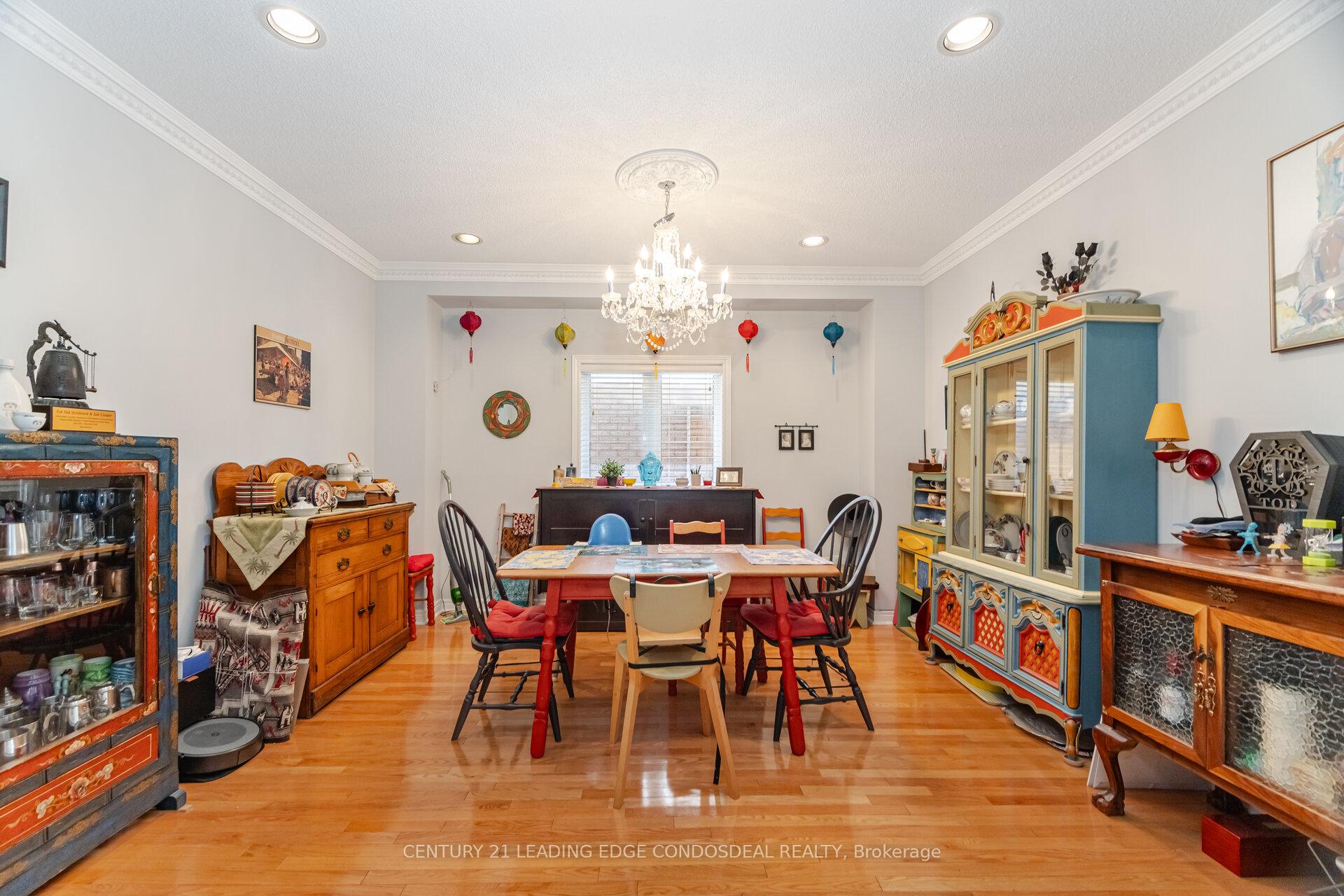 Photo 11 of 585 Highglen Avenue, Markham, Middlefield — HOMEH