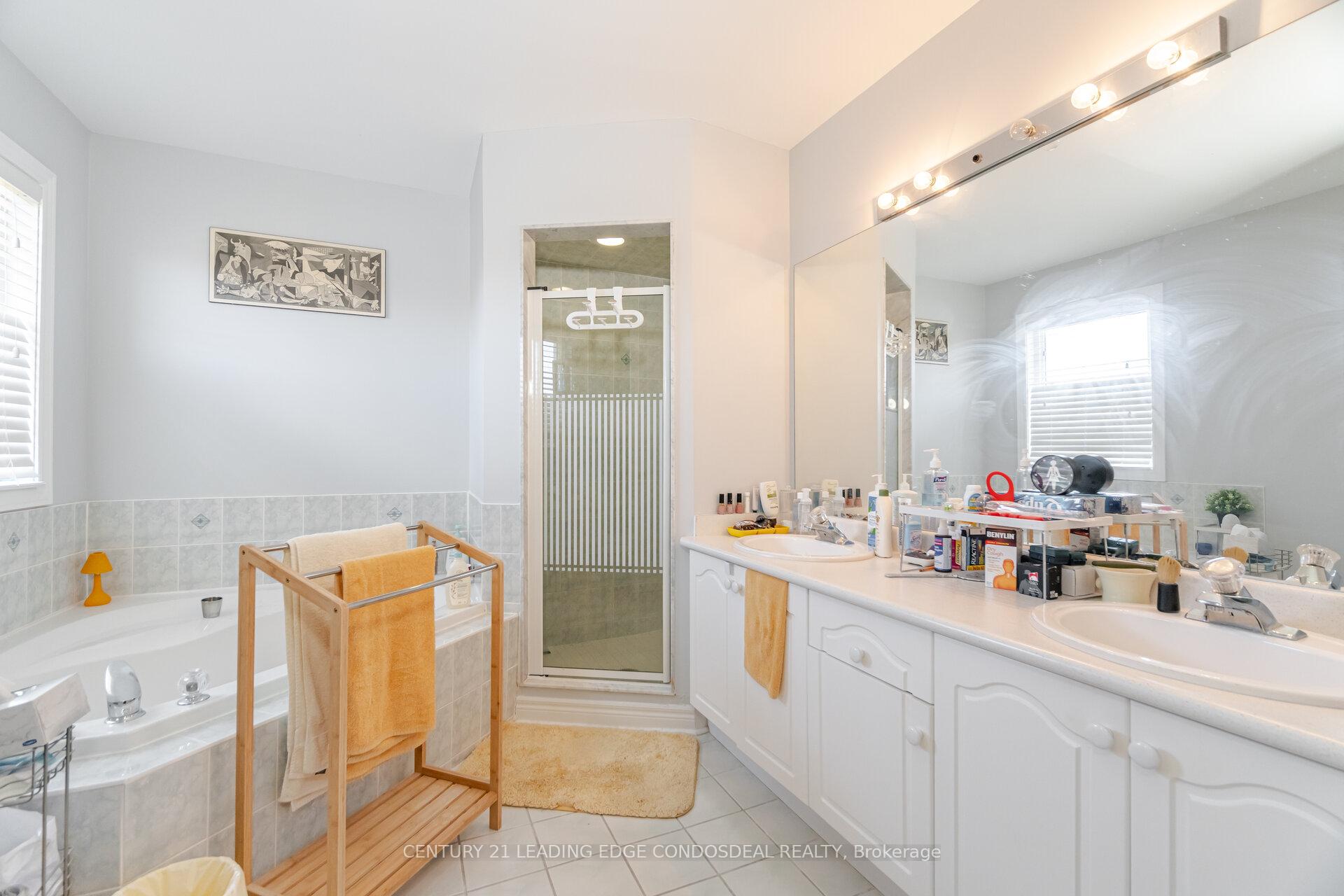 Photo 26 of 585 Highglen Avenue, Markham, Middlefield — HOMEH