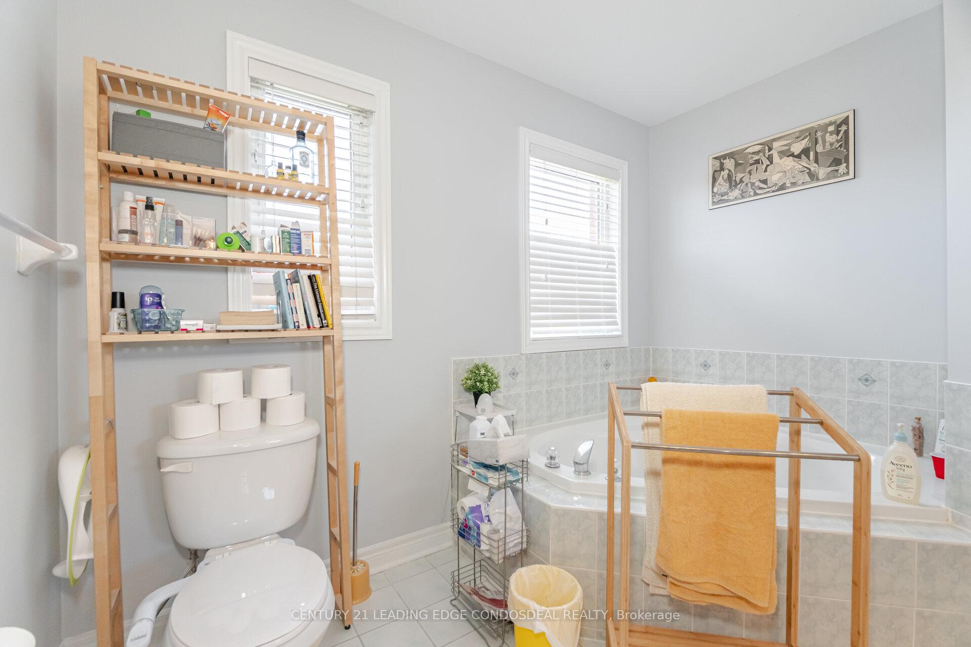 Photo 27 of 585 Highglen Avenue, Markham, Middlefield — HOMEH