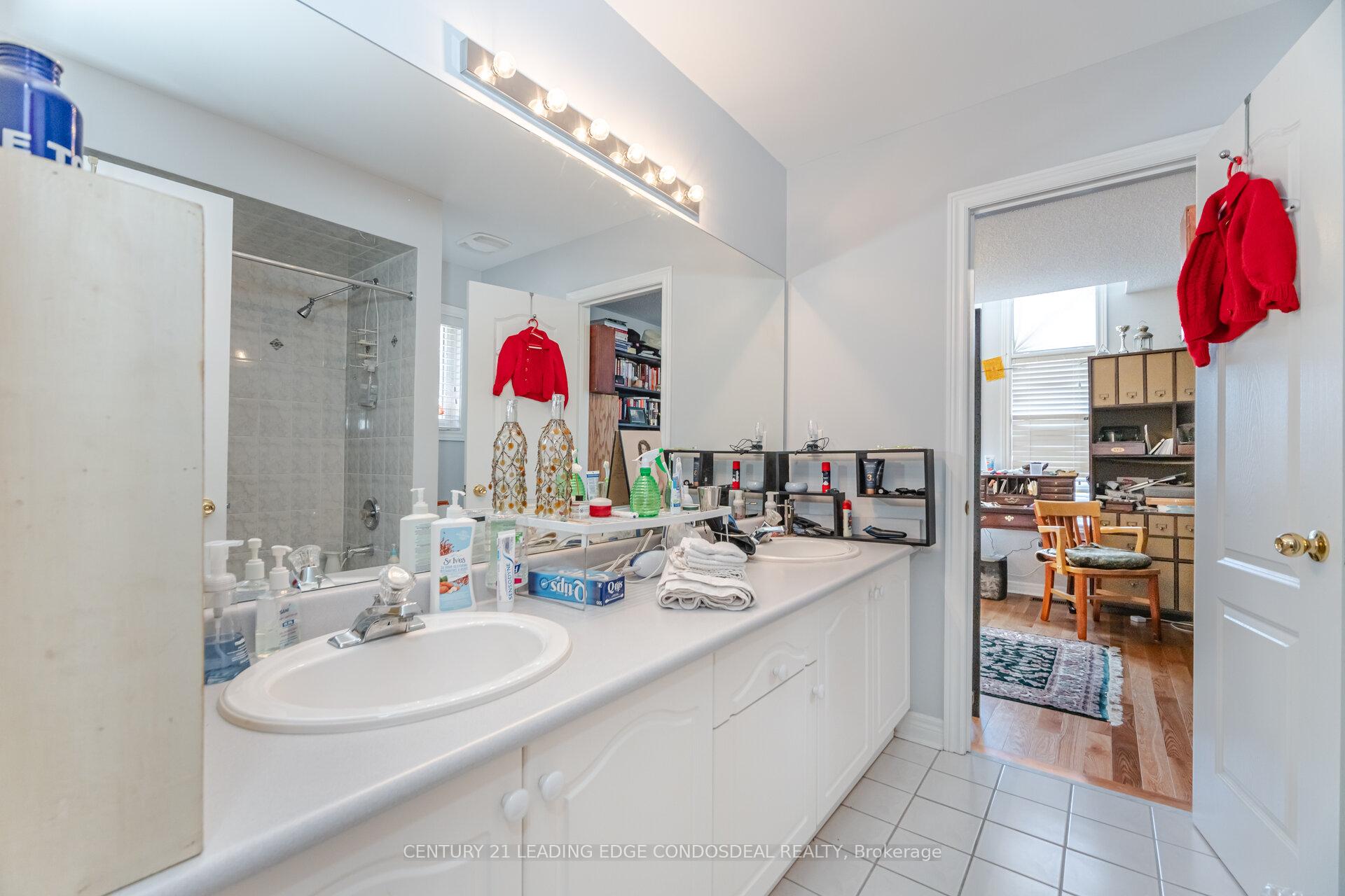Photo 39 of 585 Highglen Avenue, Markham, Middlefield — HOMEH