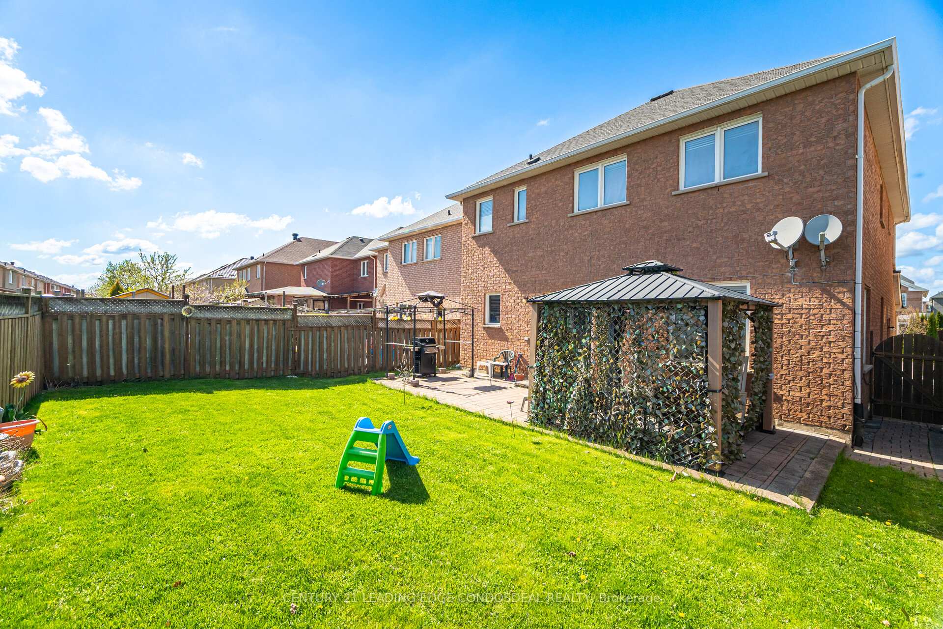 Photo 44 of 585 Highglen Avenue, Markham, Middlefield — HOMEH
