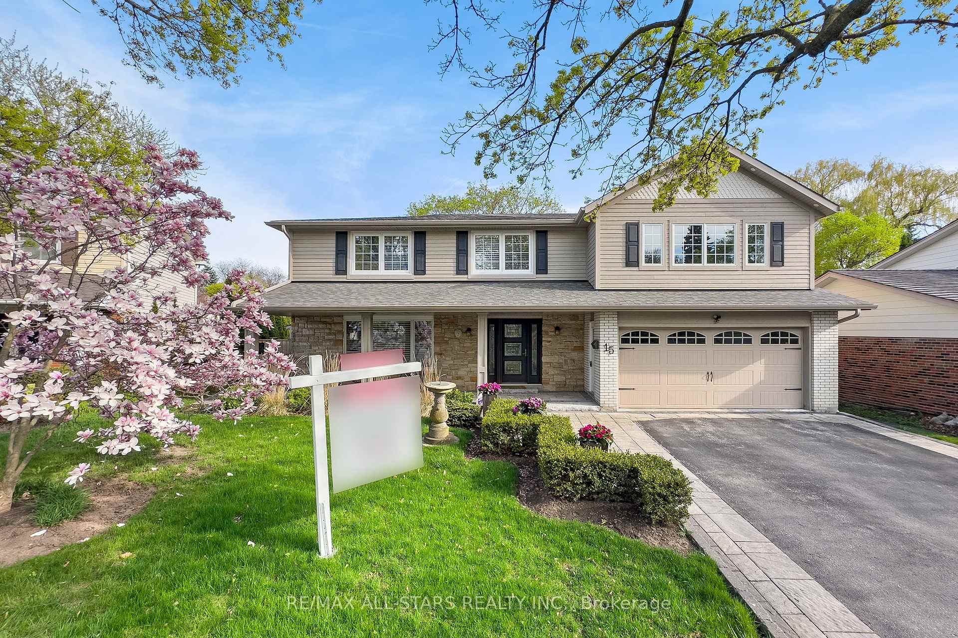 Photo 1 of 15 James Speight Road, Markham, Sherwood-Amberglen — HOMEH