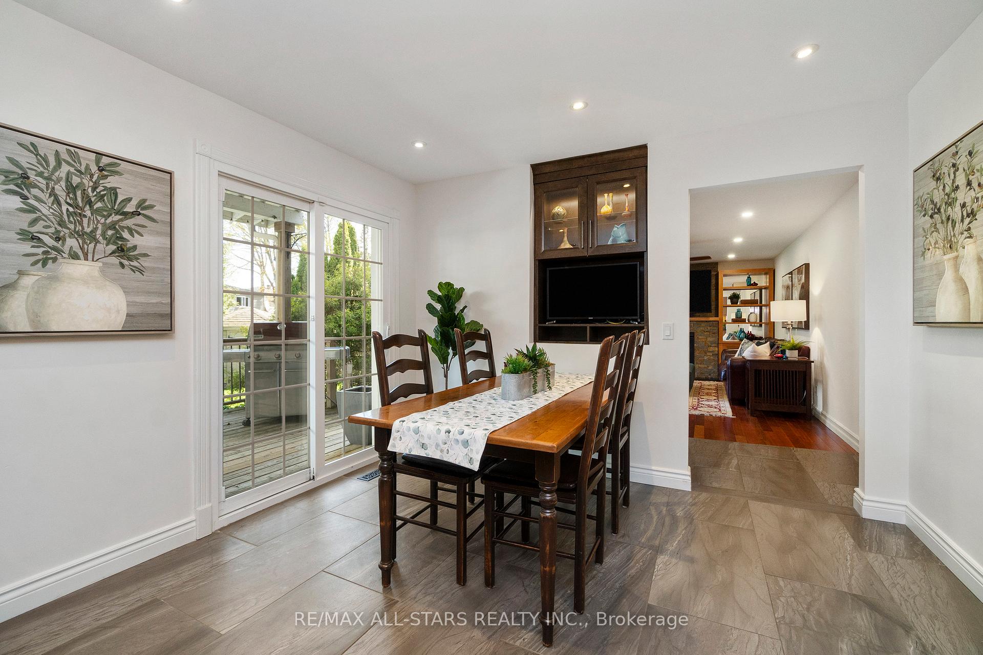 Photo 12 of 15 James Speight Road, Markham, Sherwood-Amberglen — HOMEH