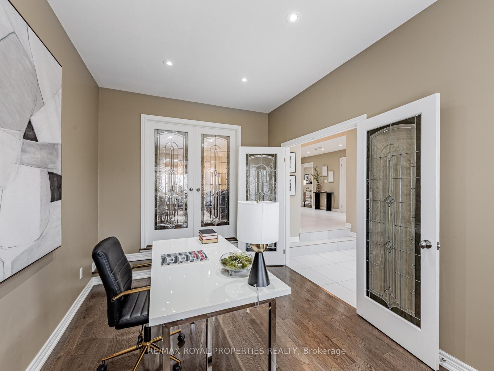 Photo 7 of 34 Windhill Road, Markham, Milliken Mills East — HOMEH