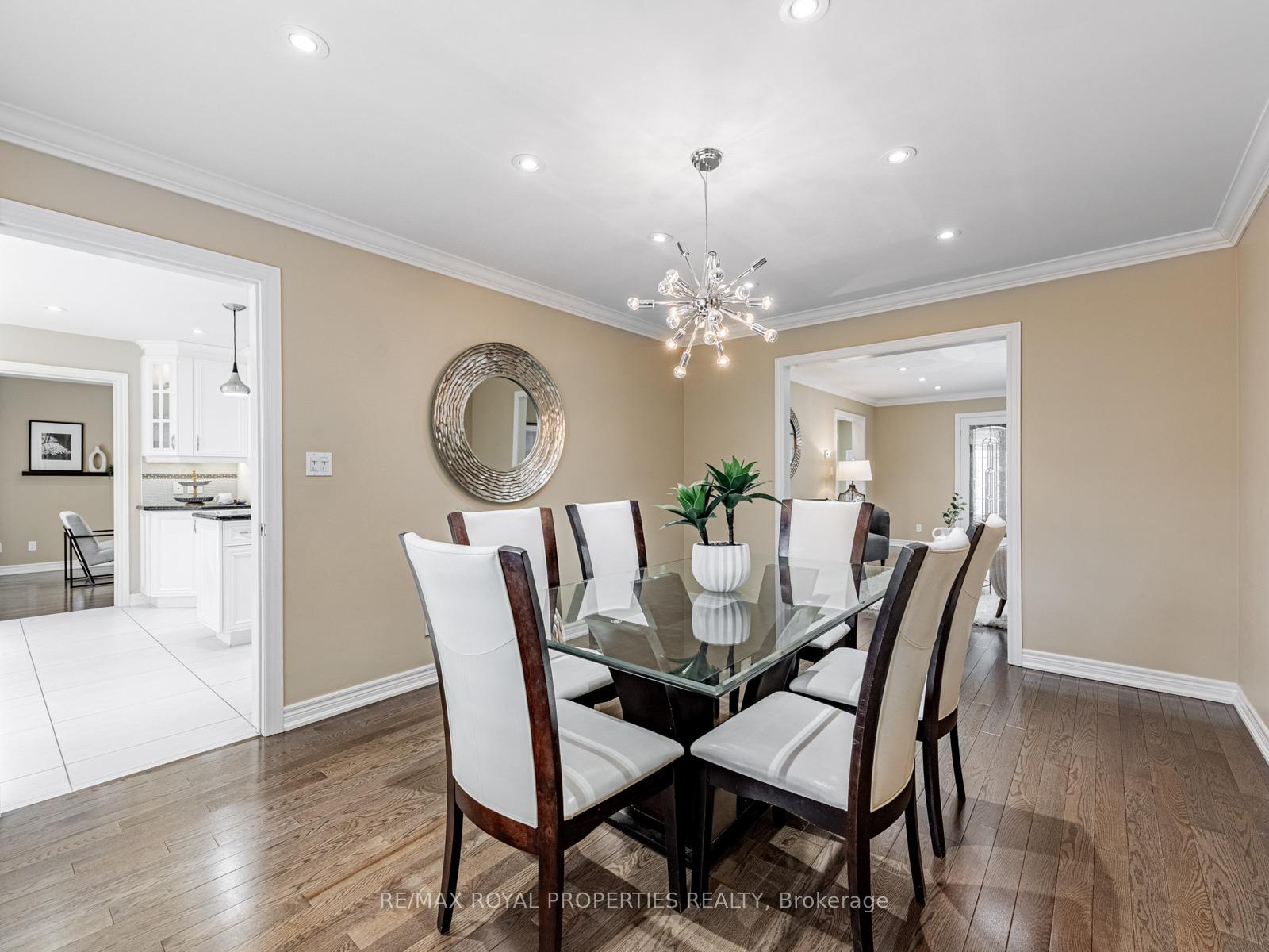 Photo 12 of 34 Windhill Road, Markham, Milliken Mills East — HOMEH