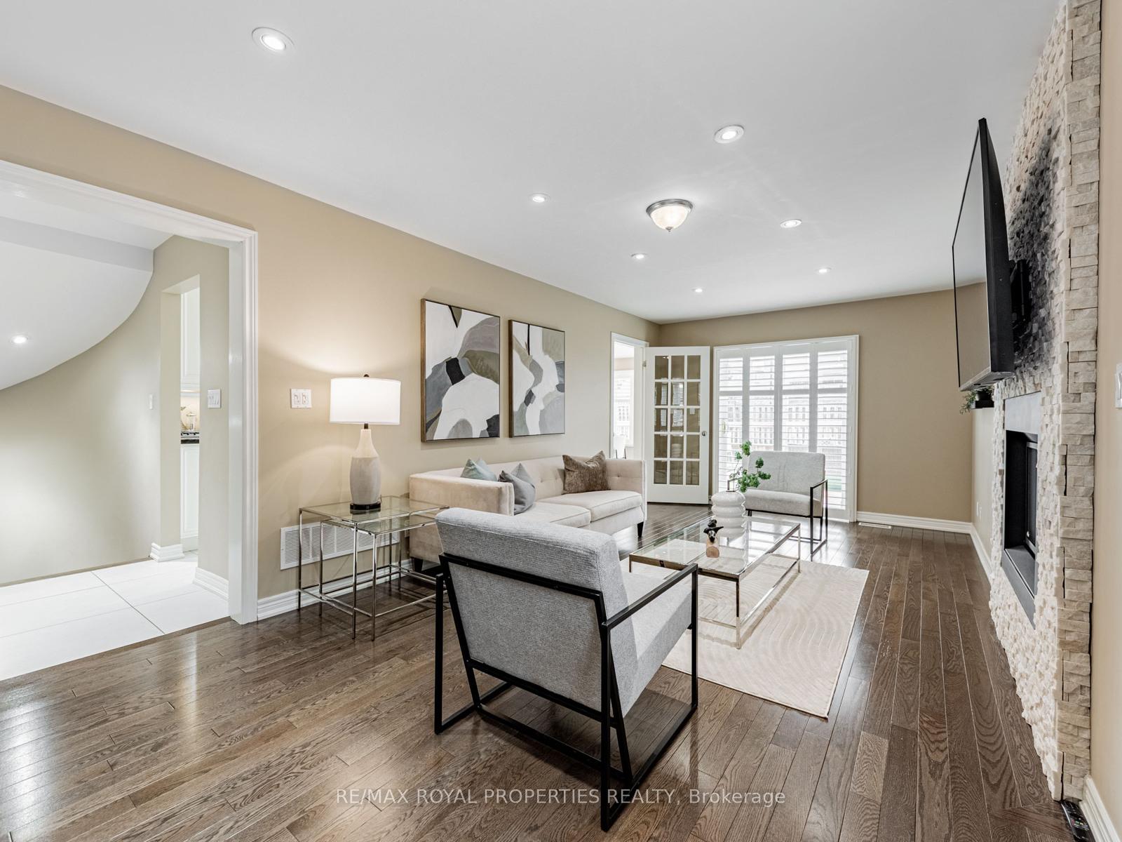 Photo 18 of 34 Windhill Road, Markham, Milliken Mills East — HOMEH