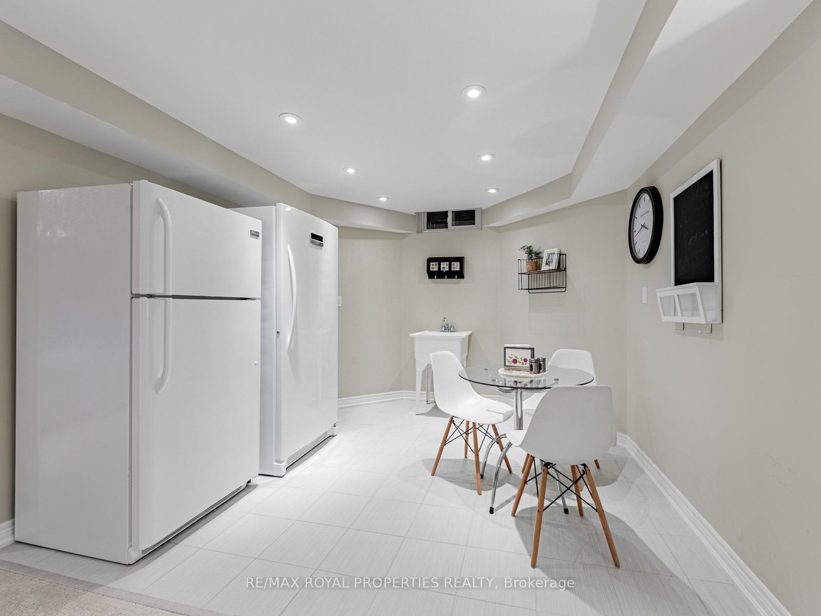 Photo 25 of 34 Windhill Road, Markham, Milliken Mills East — HOMEH