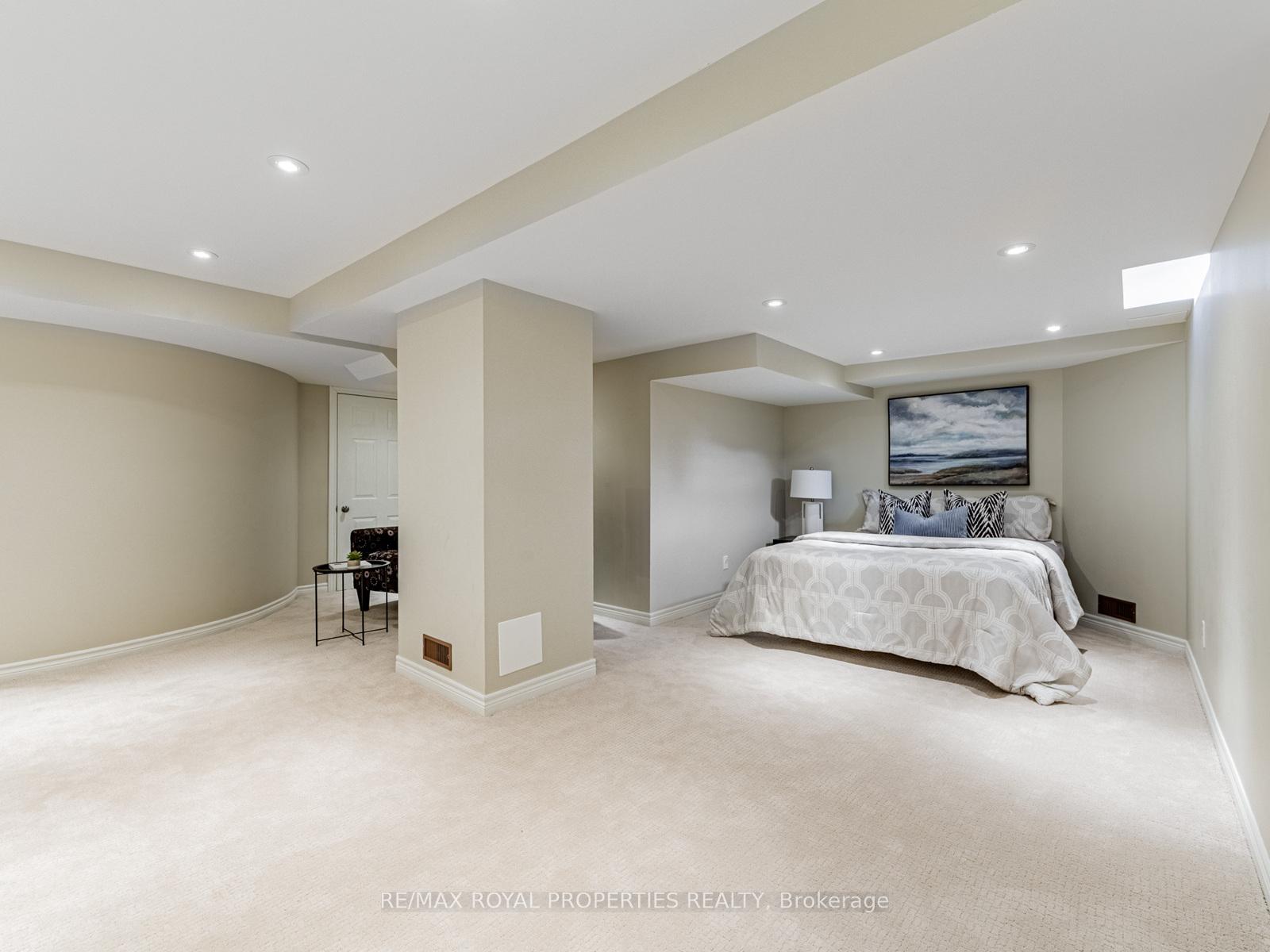 Photo 26 of 34 Windhill Road, Markham, Milliken Mills East — HOMEH