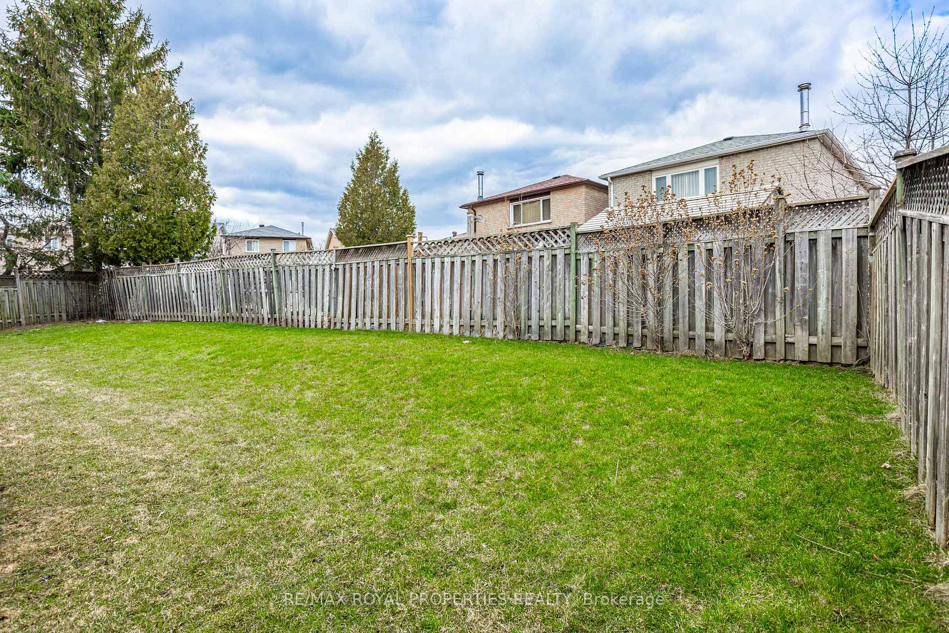 Photo 43 of 34 Windhill Road, Markham, Milliken Mills East — HOMEH
