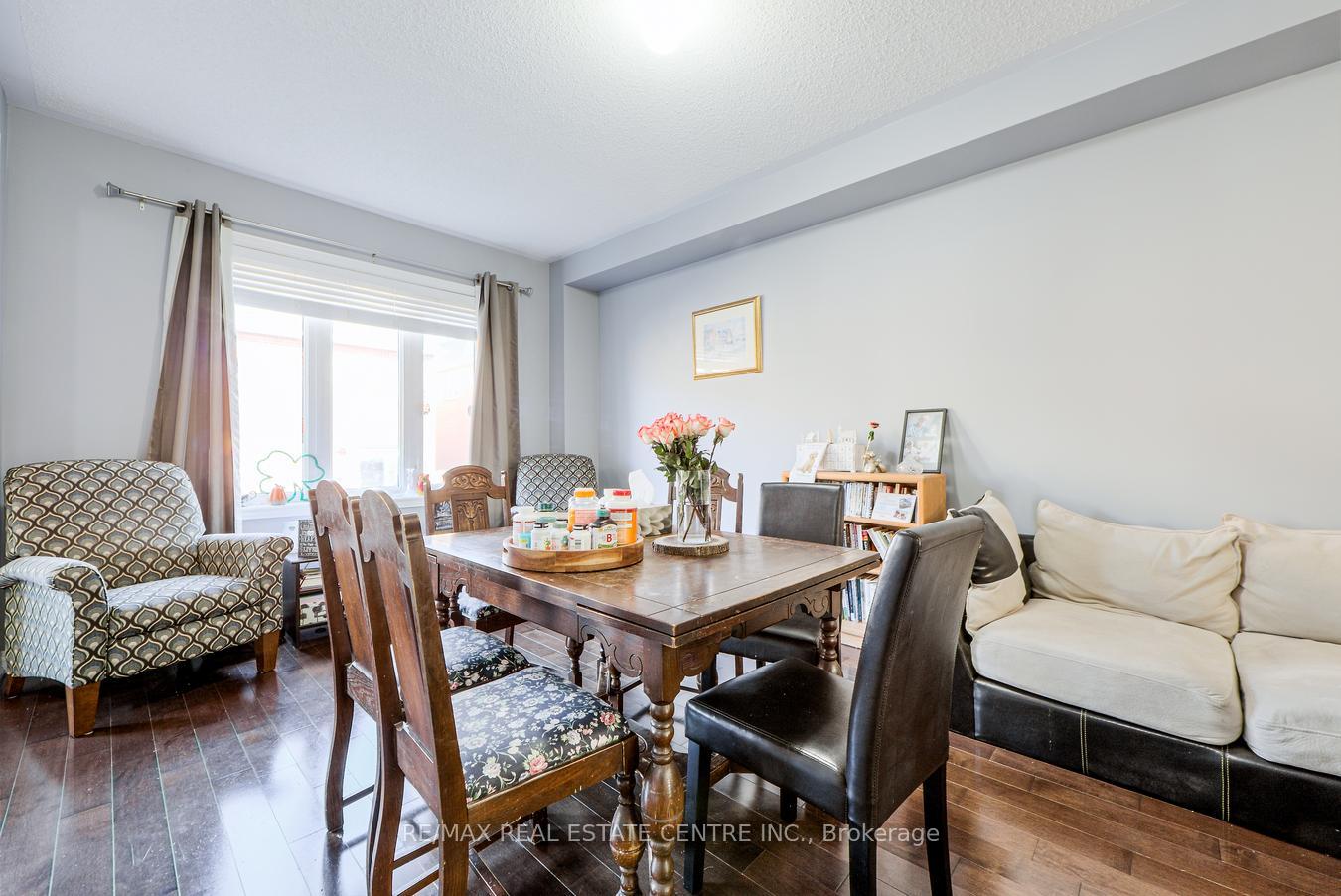 Photo 9 of 494 Landsborough Avenue, Milton, Scott — HOMEH