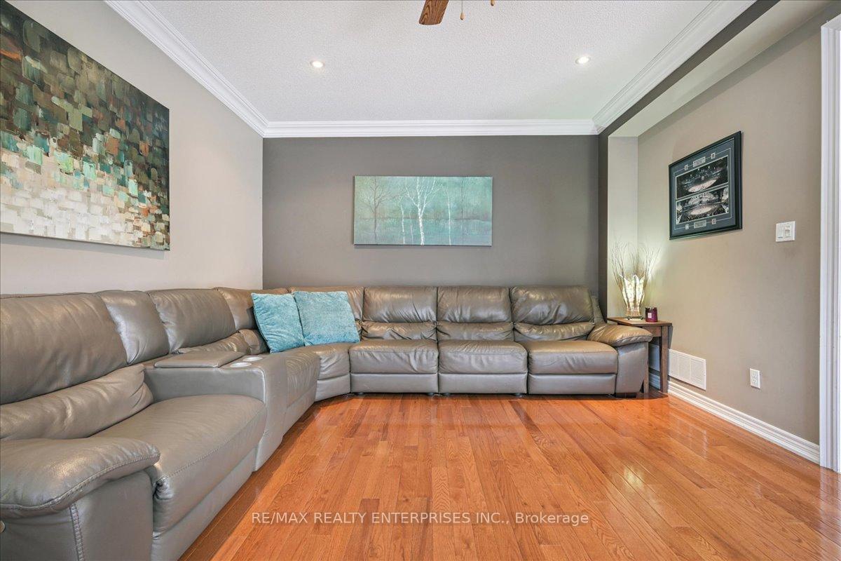 Photo 14 of 1027 Laidlaw Drive, Milton, Clarke — HOMEH