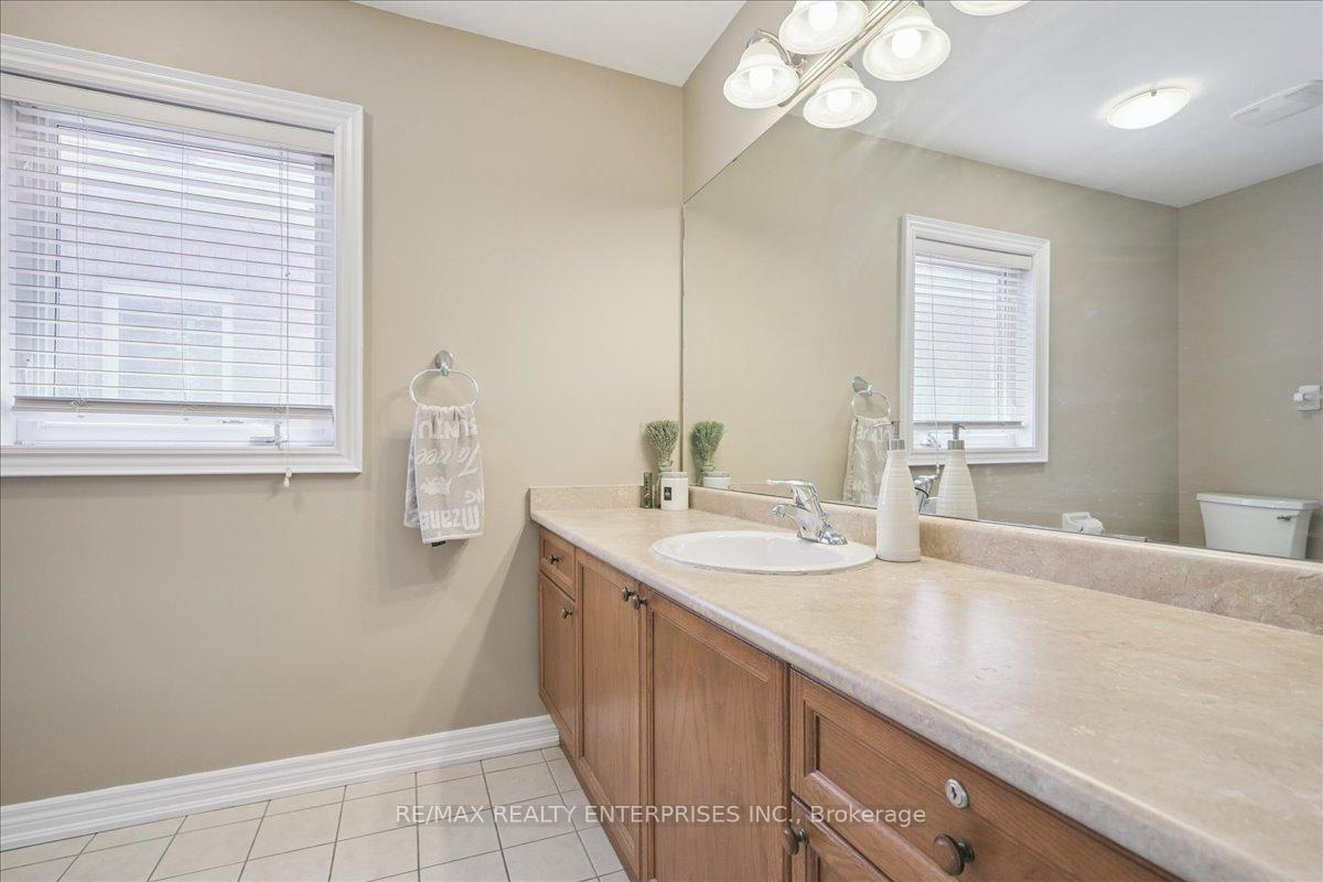 Photo 37 of 1027 Laidlaw Drive, Milton, Clarke — HOMEH