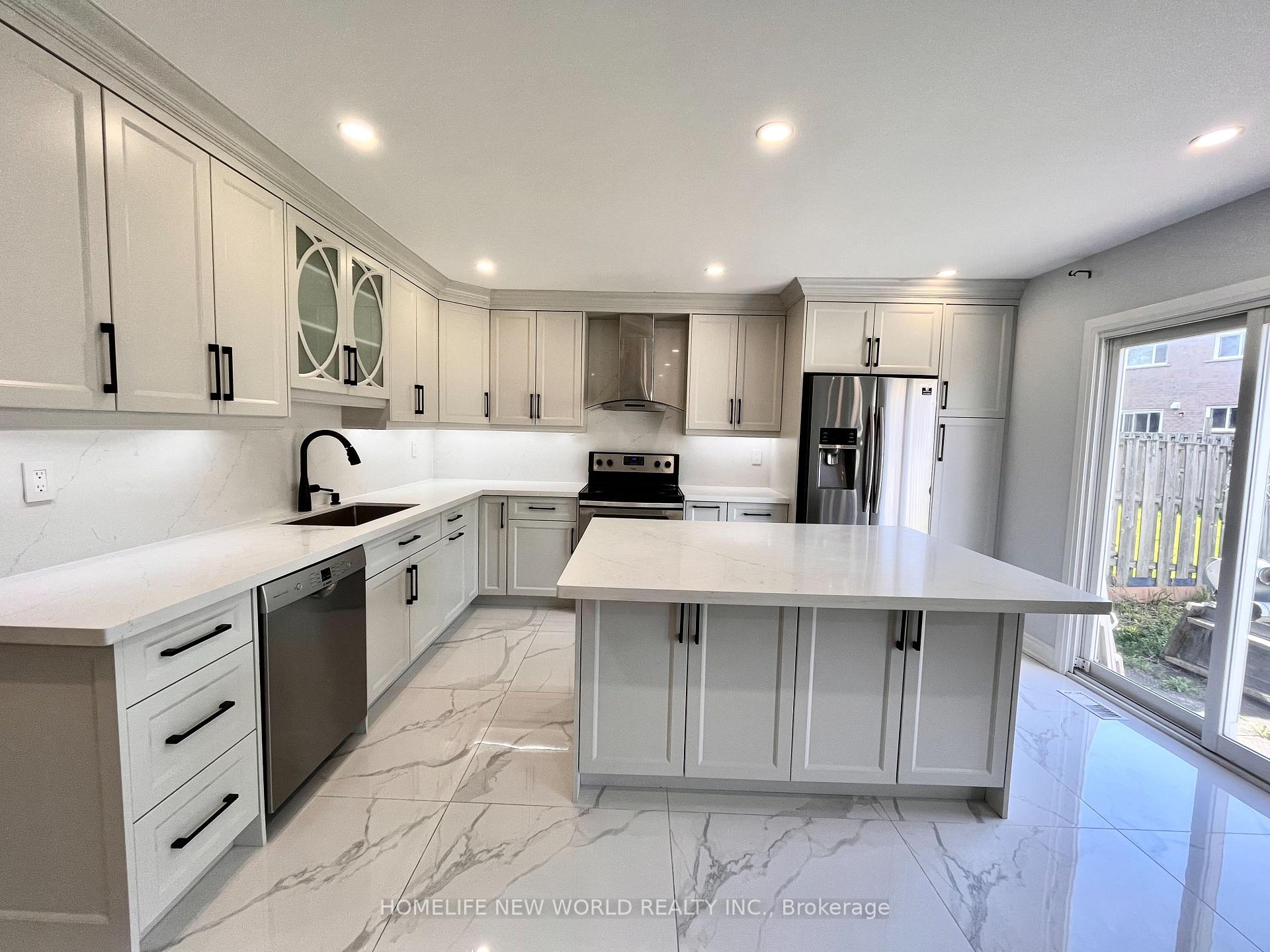 Photo 2 of 30 William Honey Crescent, Markham, Middlefield — HOMEH