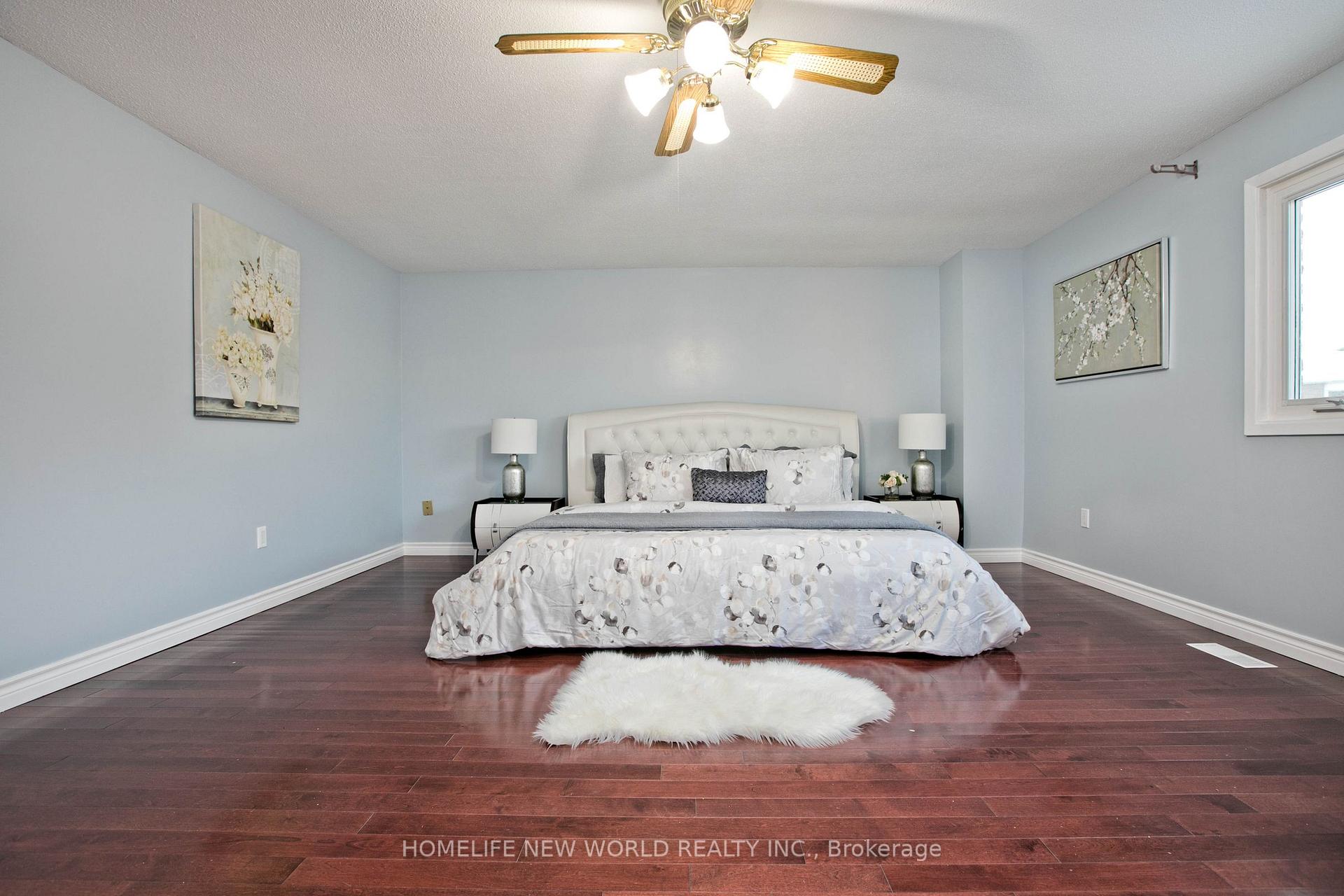 Photo 17 of 30 William Honey Crescent, Markham, Middlefield — HOMEH