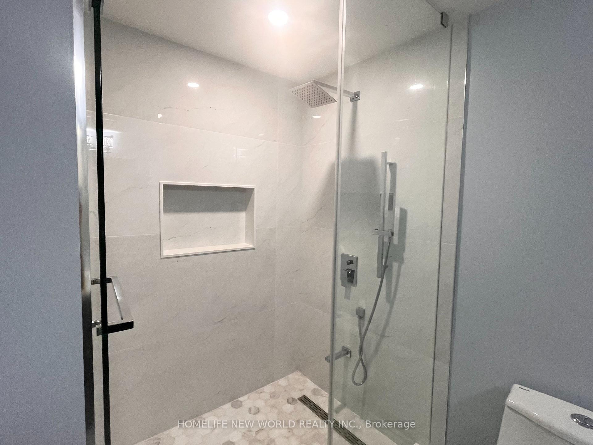 Photo 23 of 30 William Honey Crescent, Markham, Middlefield — HOMEH