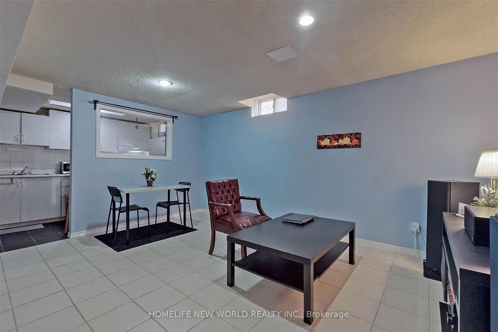 Photo 31 of 30 William Honey Crescent, Markham, Middlefield — HOMEH