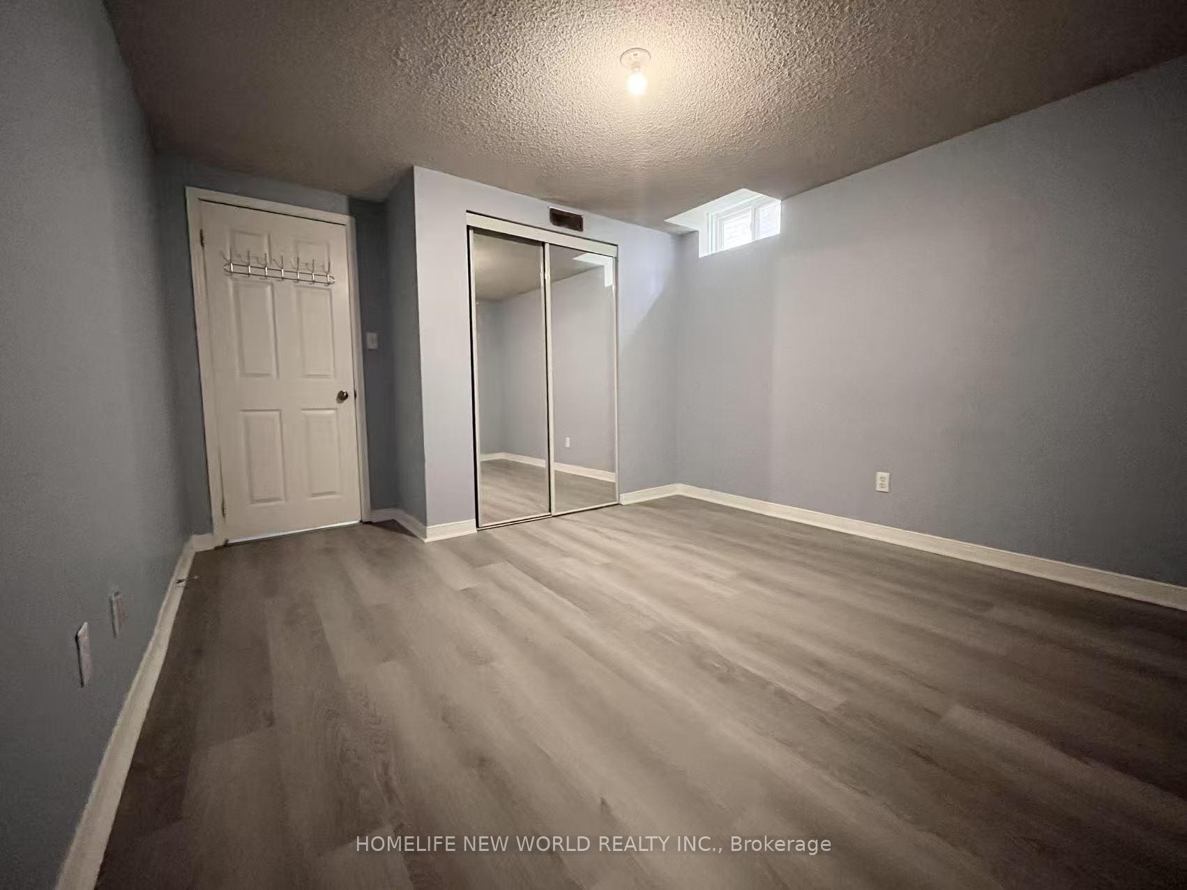 Photo 36 of 30 William Honey Crescent, Markham, Middlefield — HOMEH
