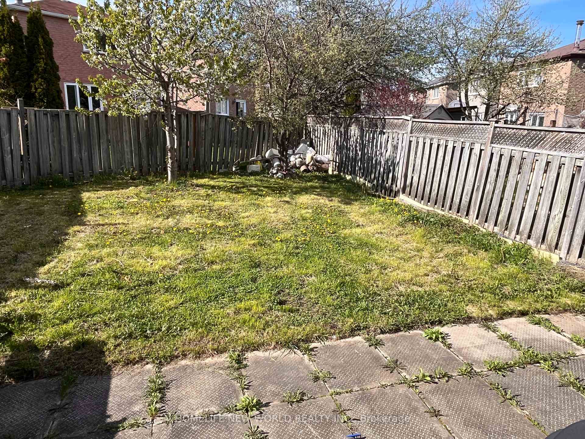 Photo 38 of 30 William Honey Crescent, Markham, Middlefield — HOMEH