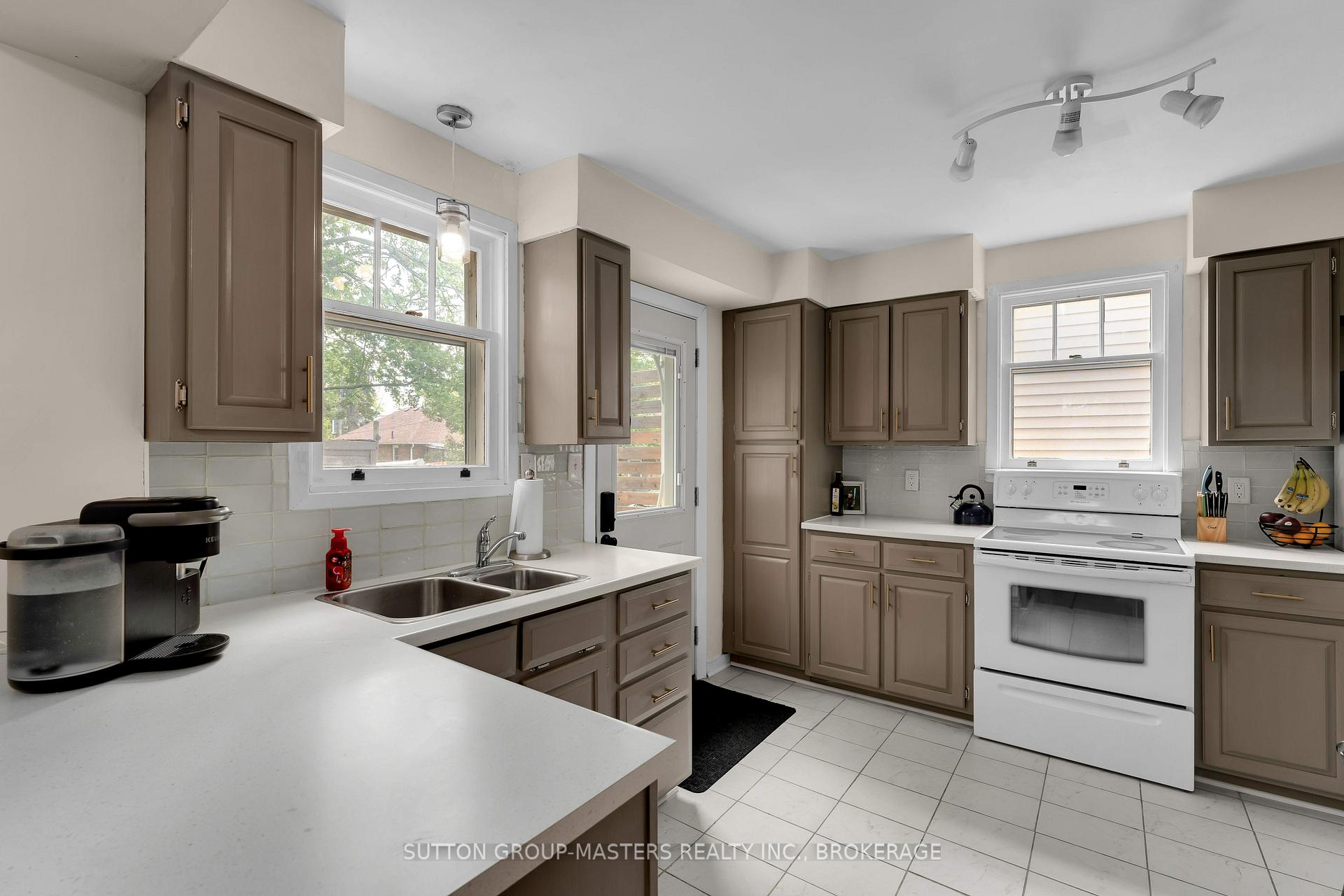 Photo 12 of 80 Durham Street, Kingston, Central City East — HOMEH