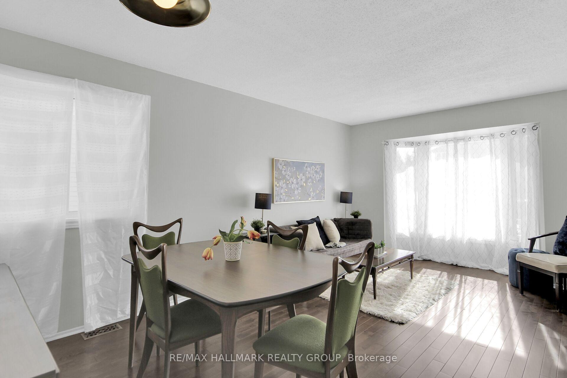 Photo 10 of 4 Sewell Way, Ottawa, Kanata - Katimavik — HOMEH