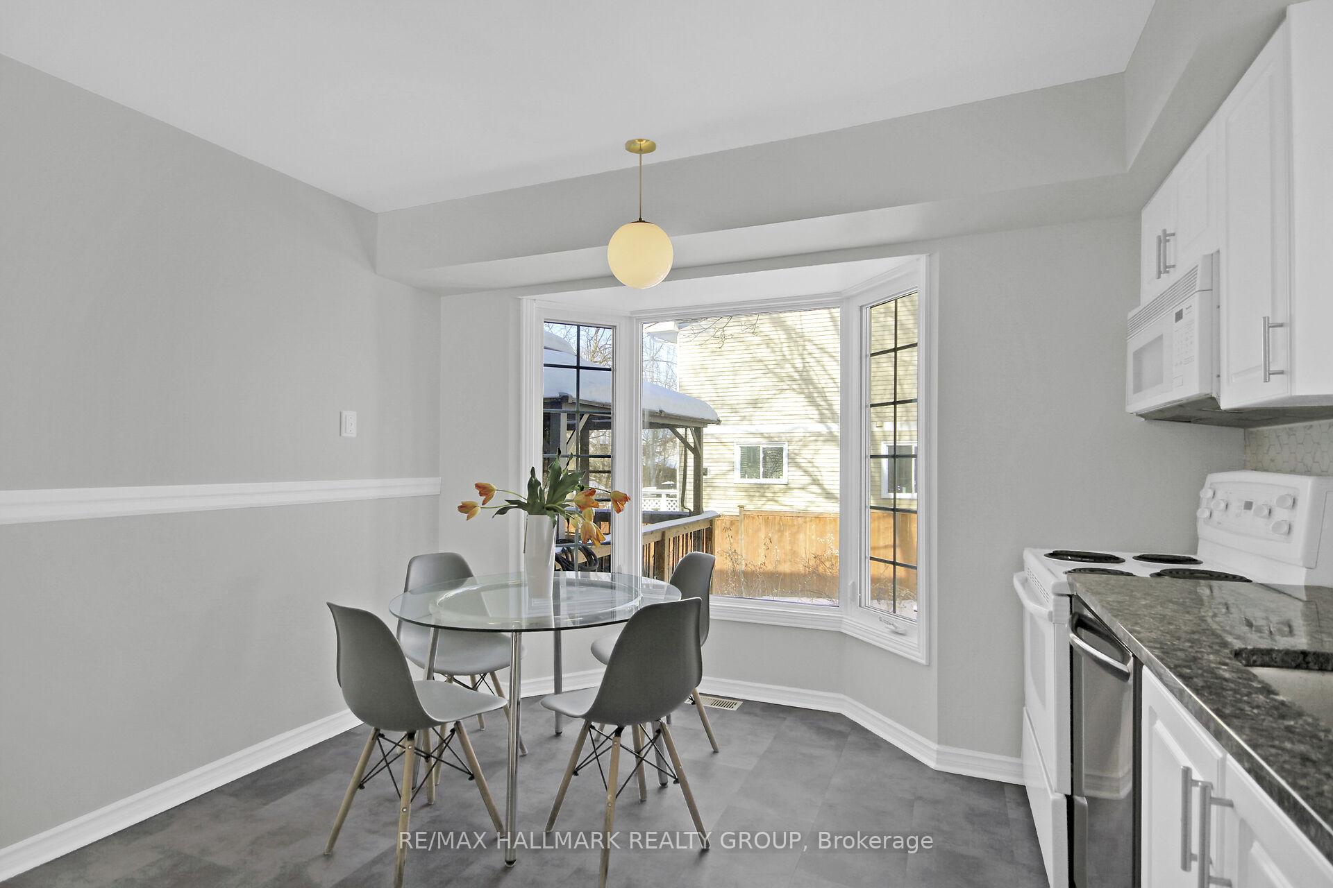 Photo 20 of 4 Sewell Way, Ottawa, Kanata - Katimavik — HOMEH