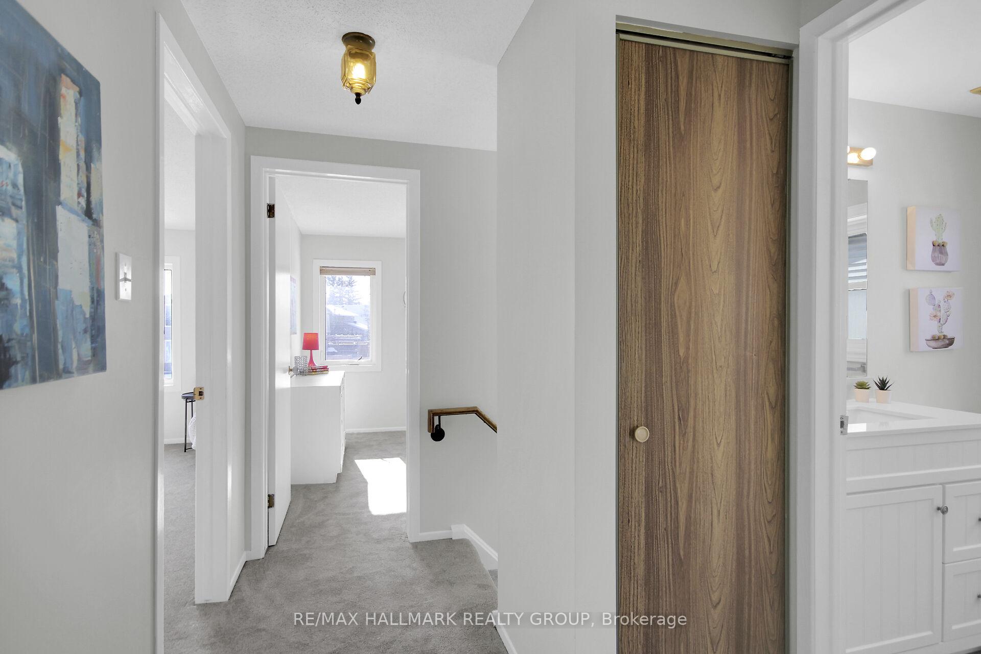 Photo 34 of 4 Sewell Way, Ottawa, Kanata - Katimavik — HOMEH