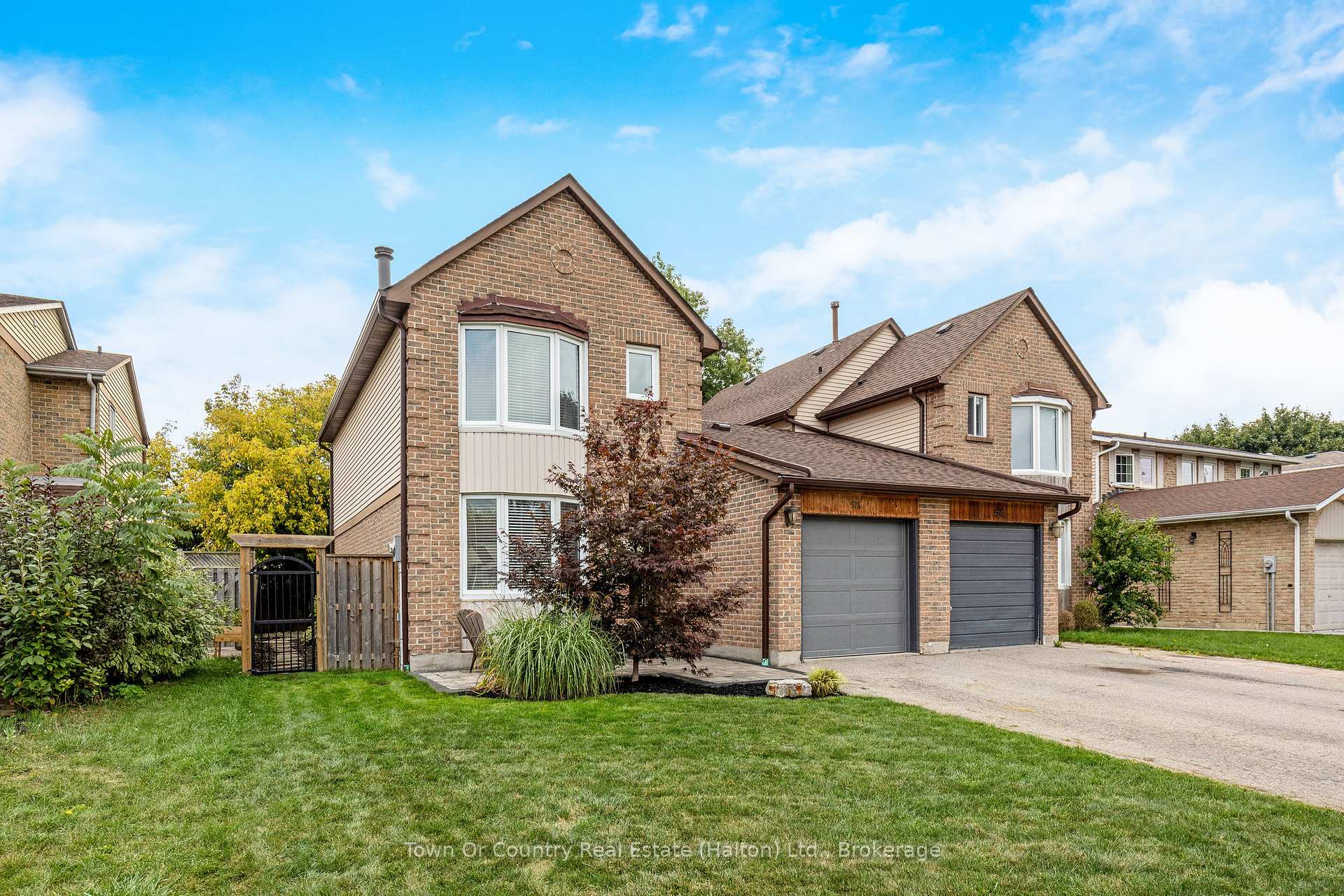Photo 2 of 574 Laurier Avenue, Milton, Timberlea — HOMEH