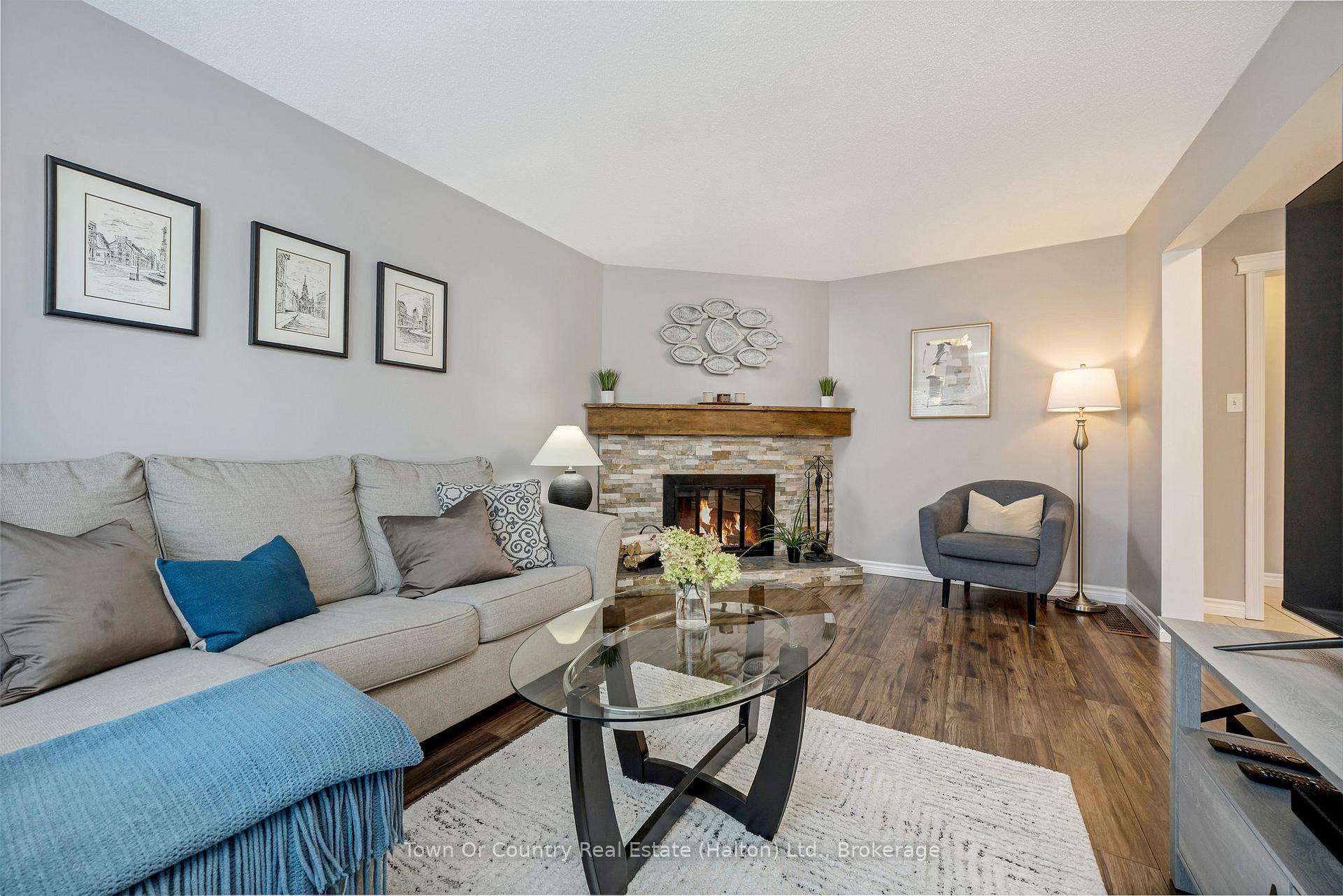 Photo 9 of 574 Laurier Avenue, Milton, Timberlea — HOMEH