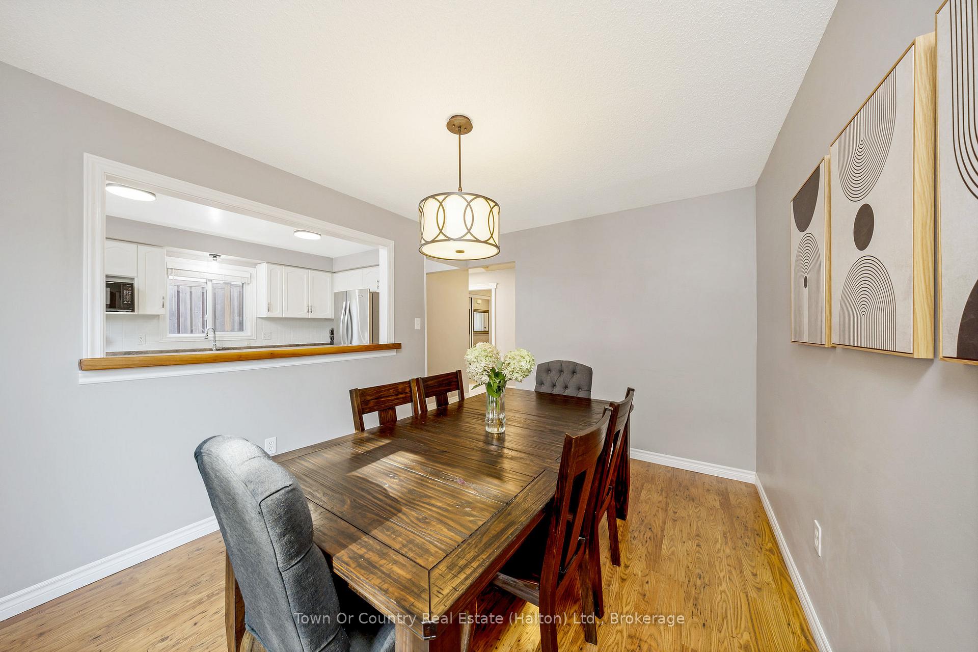 Photo 12 of 574 Laurier Avenue, Milton, Timberlea — HOMEH