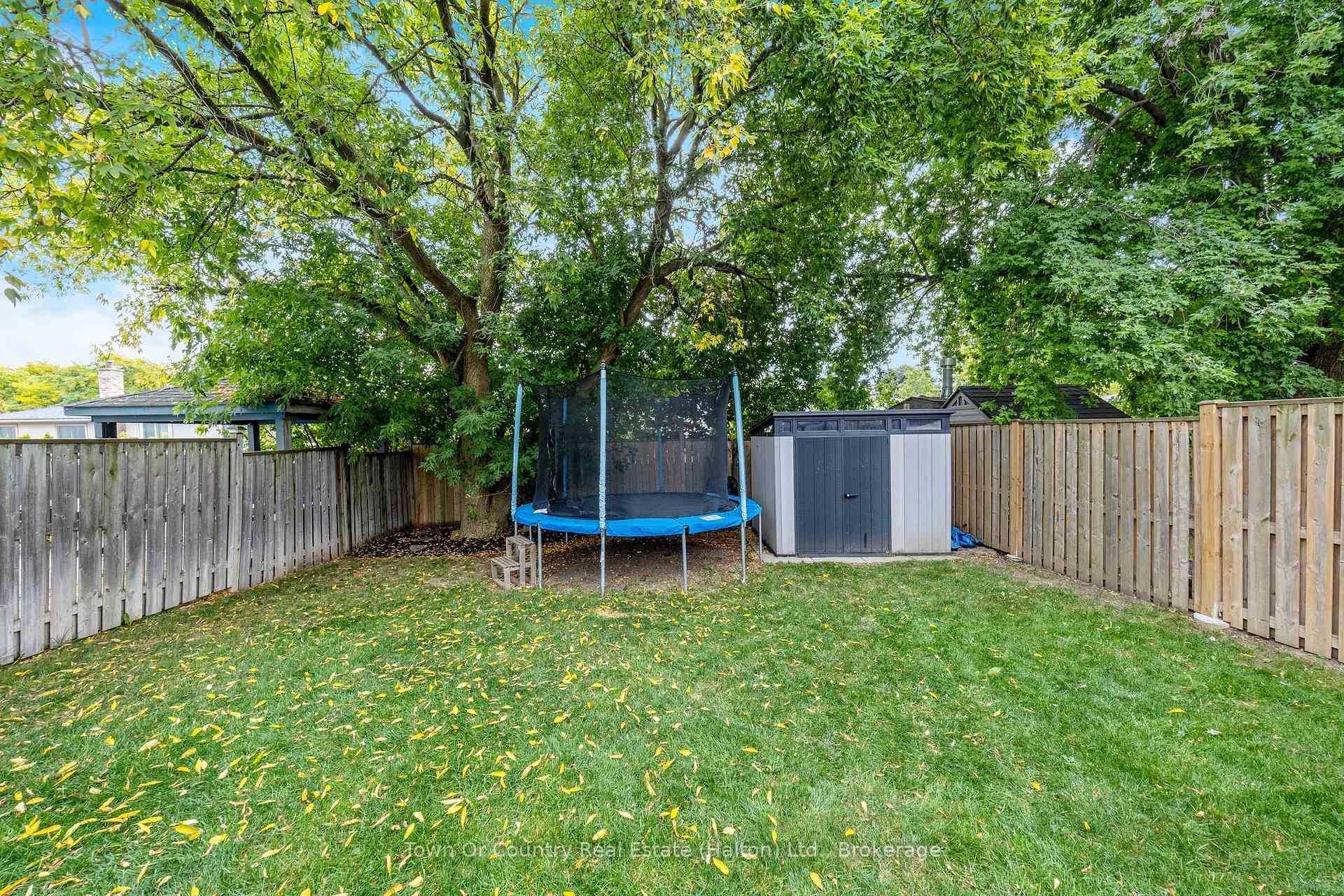 Photo 43 of 574 Laurier Avenue, Milton, Timberlea — HOMEH