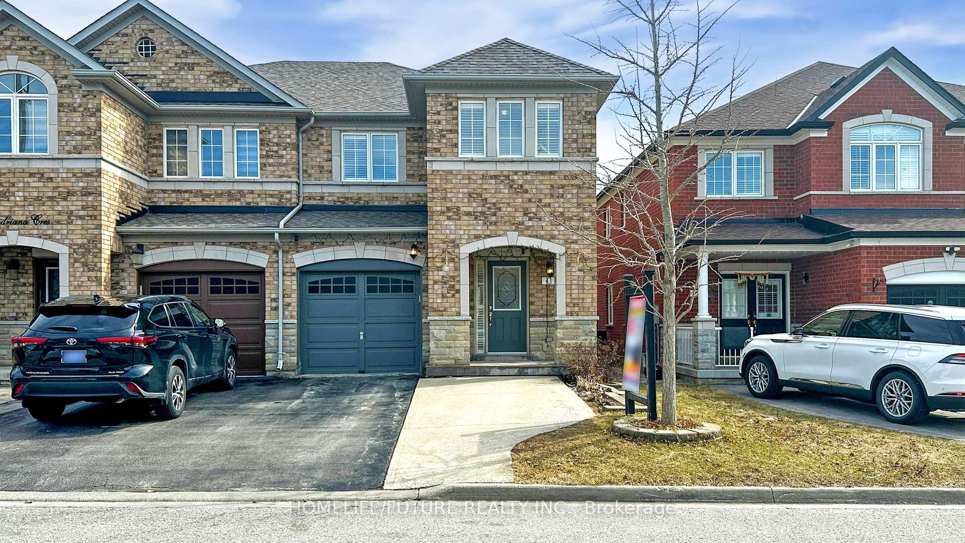 Photo 2 of 11 Andriana Crescent, Markham, Box Grove — HOMEH